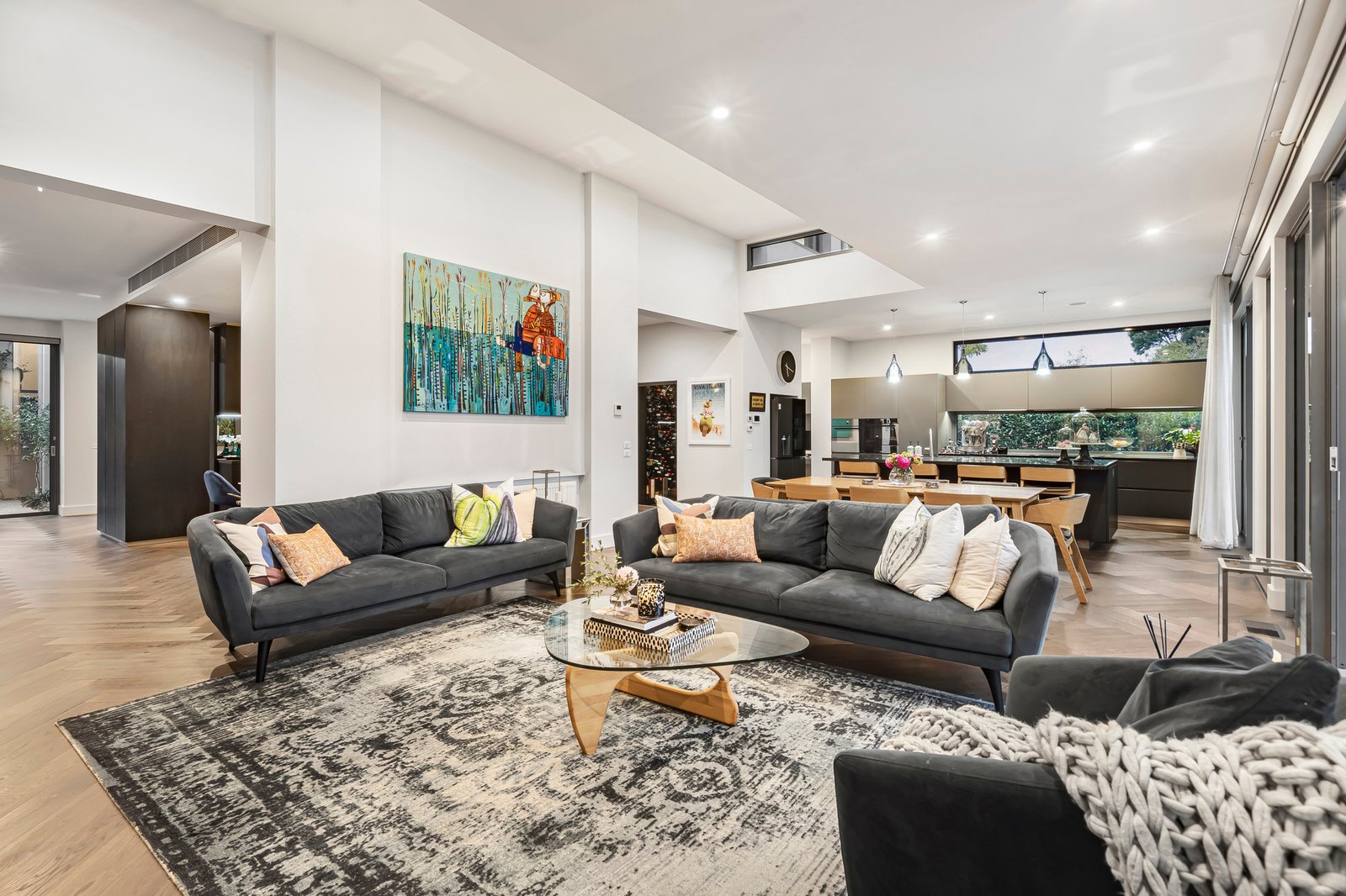 40-42 Balwyn Road, Canterbury, 3126