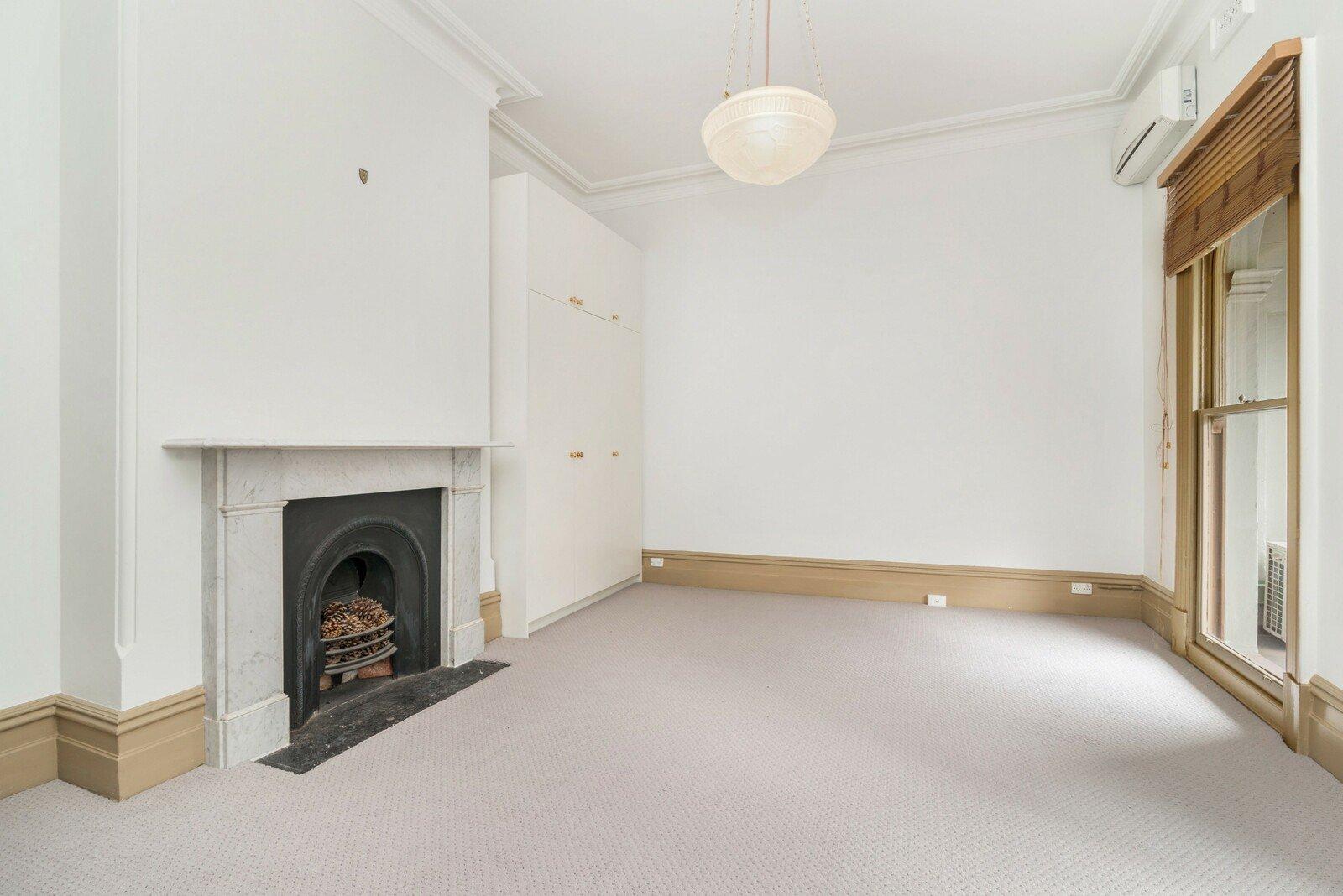 40 The Avenue, Parkville, 3052