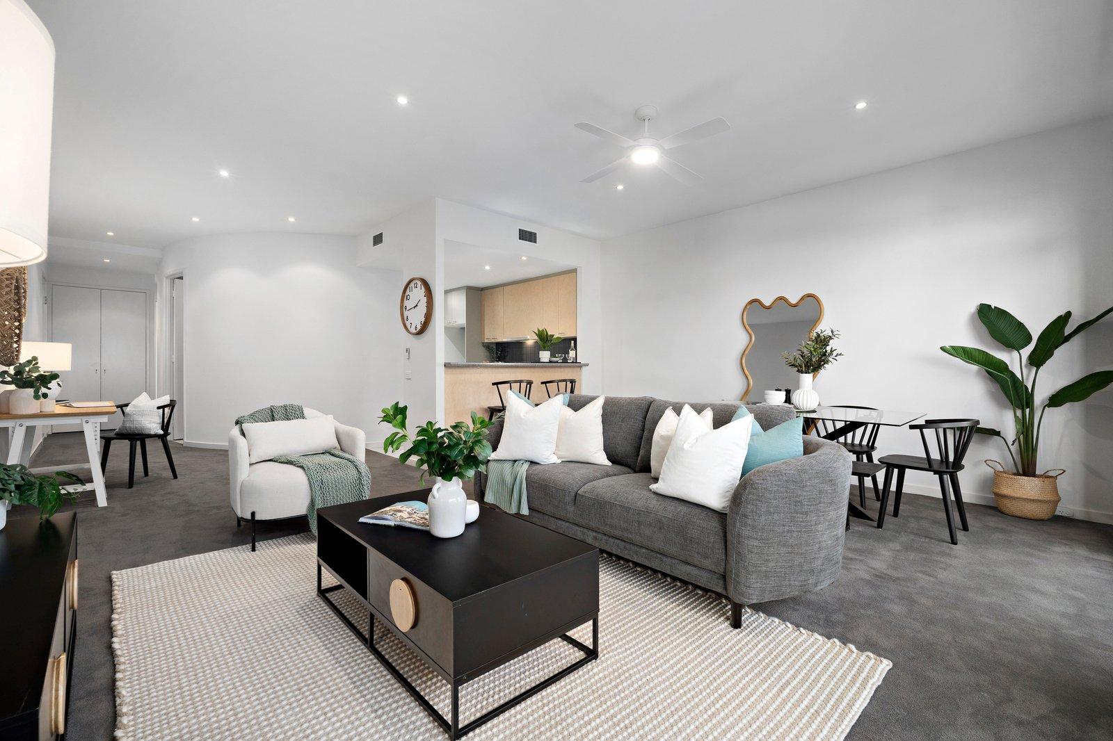 404/88 Beach Street, Port Melbourne, 3207