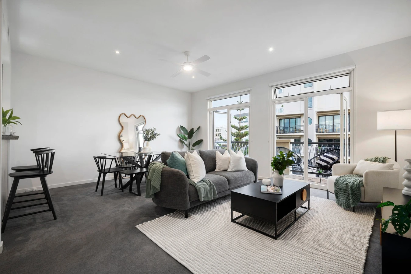 404/88 Beach Street, Port Melbourne, 3207