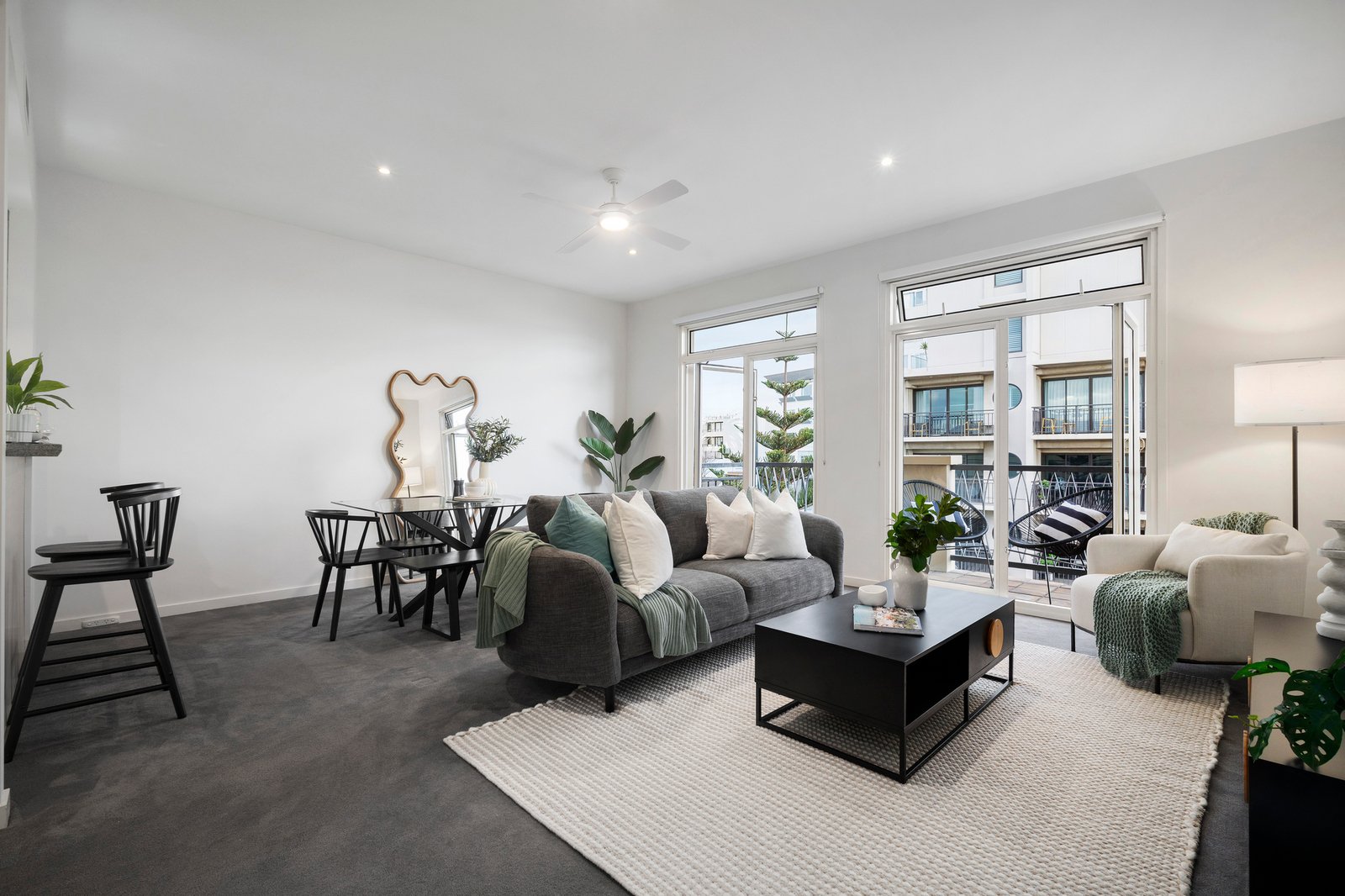 404/88 Beach Street, Port Melbourne, 3207