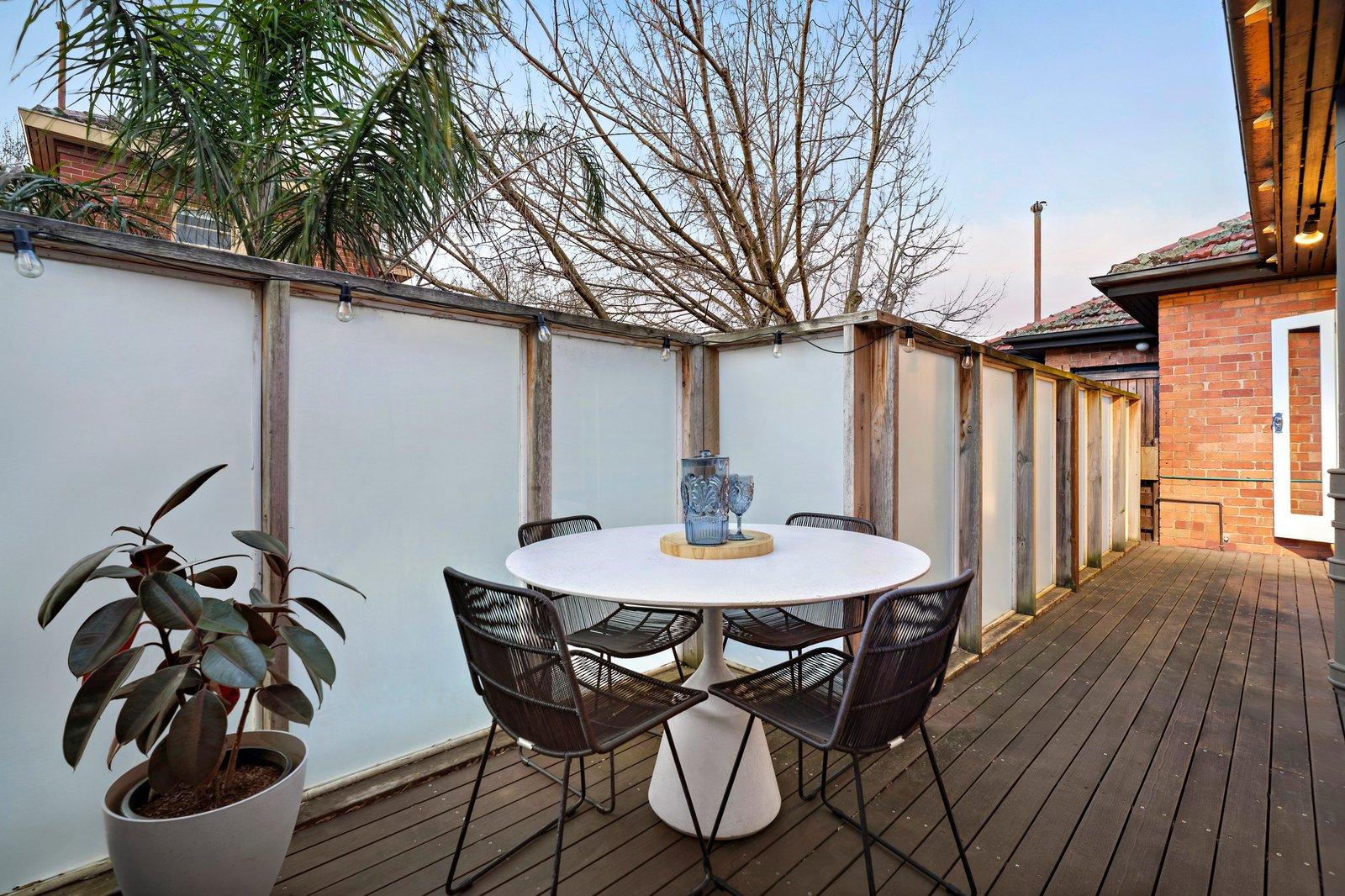 4/1 Garden Court, Elwood, 3184