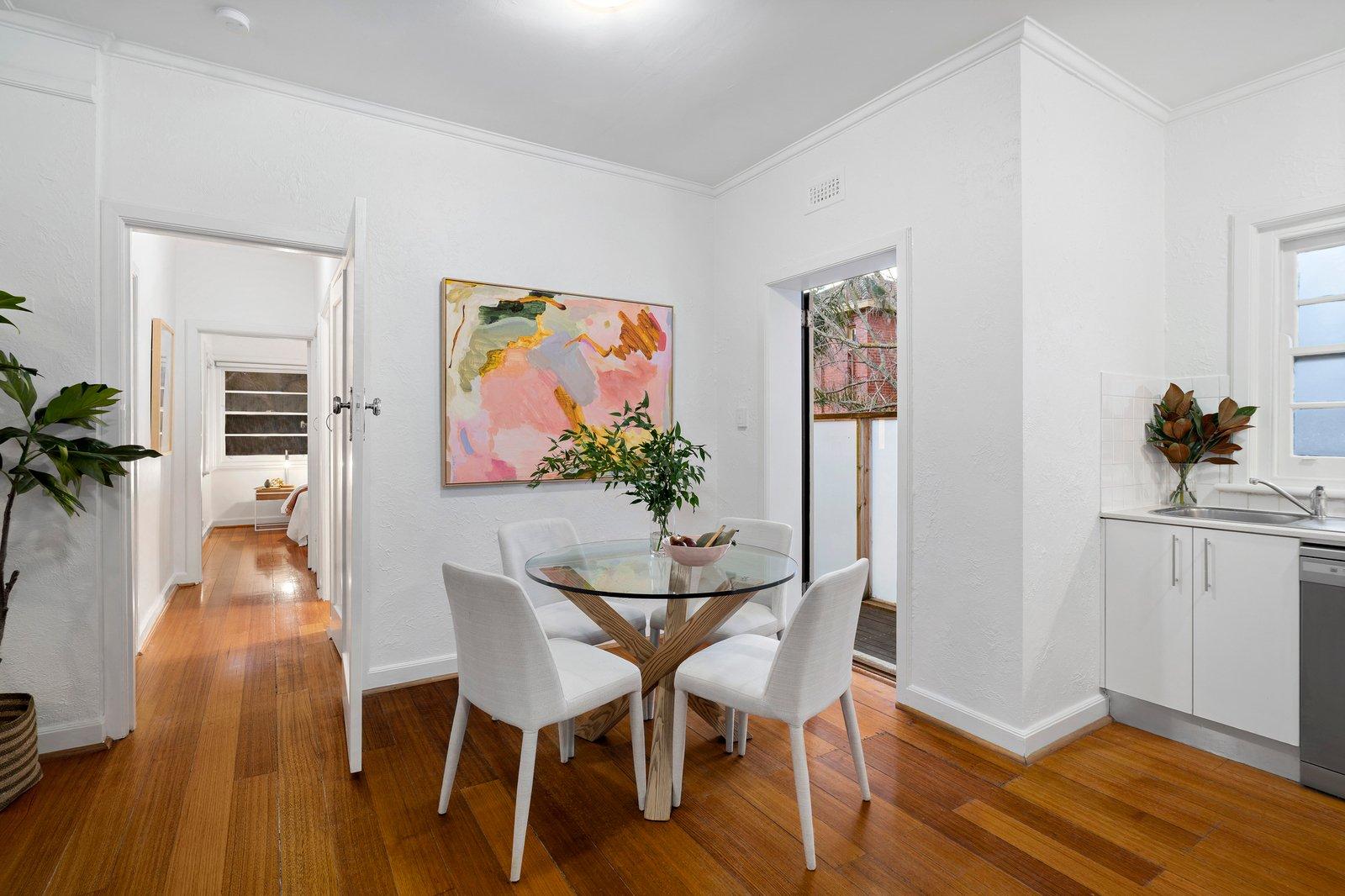 4/1 Garden Court, Elwood, 3184
