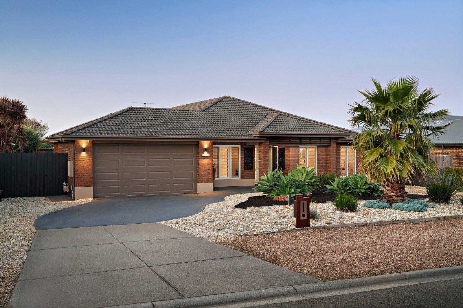 41 Serenity Way, Mornington, 3931