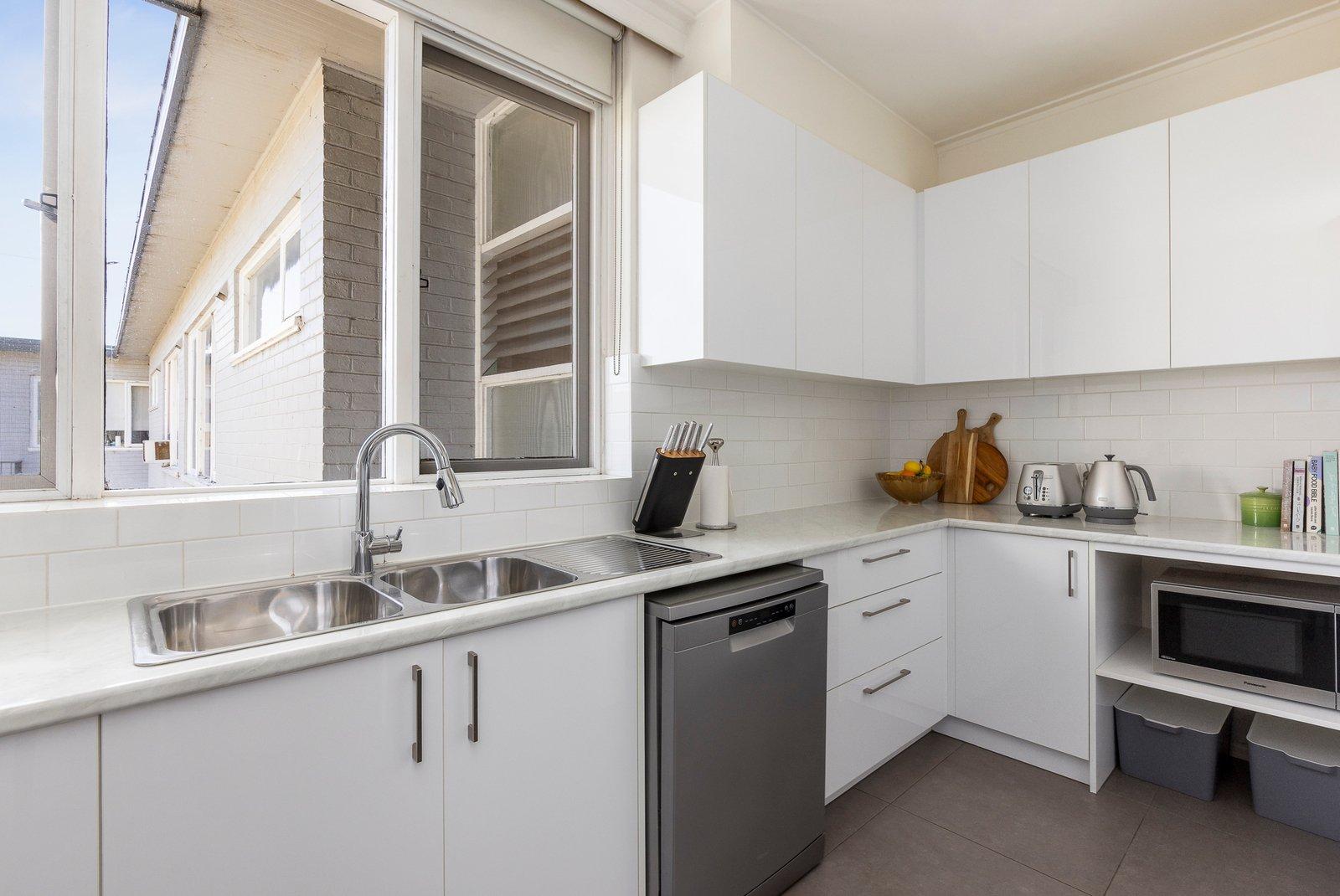 4/11 Kooyong Road, Caulfield North, 3161