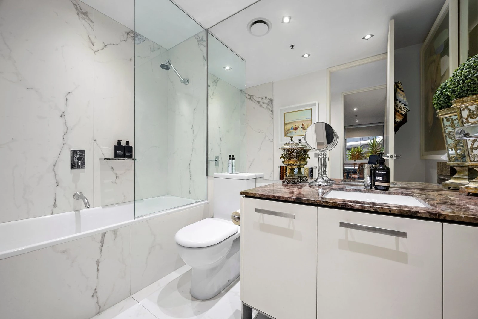 411/1 Roy Street, Melbourne, 3004