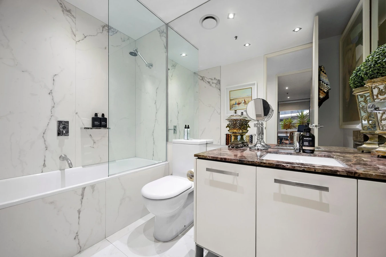 411/1 Roy Street, Melbourne, 3004