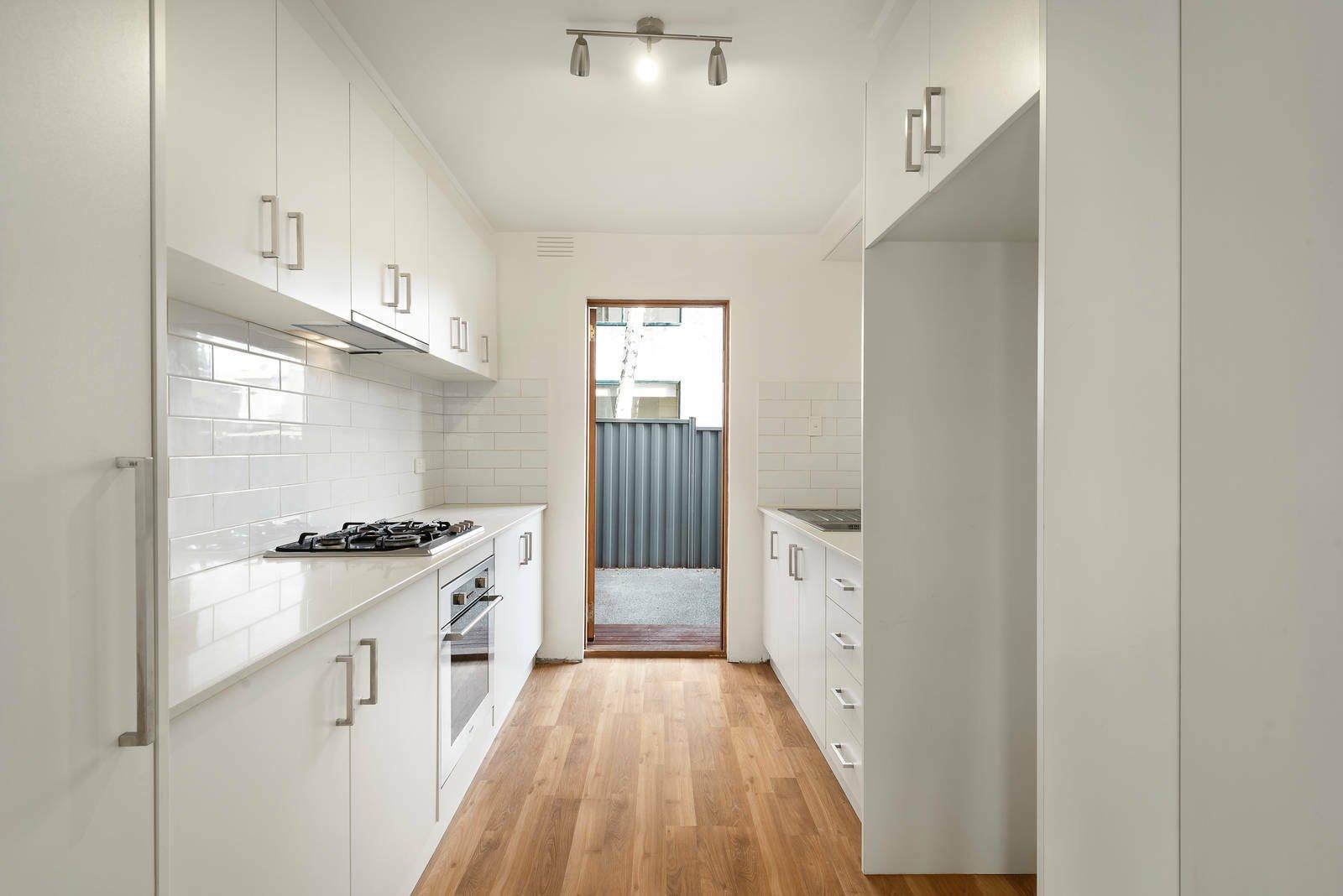 4/13 Lewisham Road, Prahran, 3181