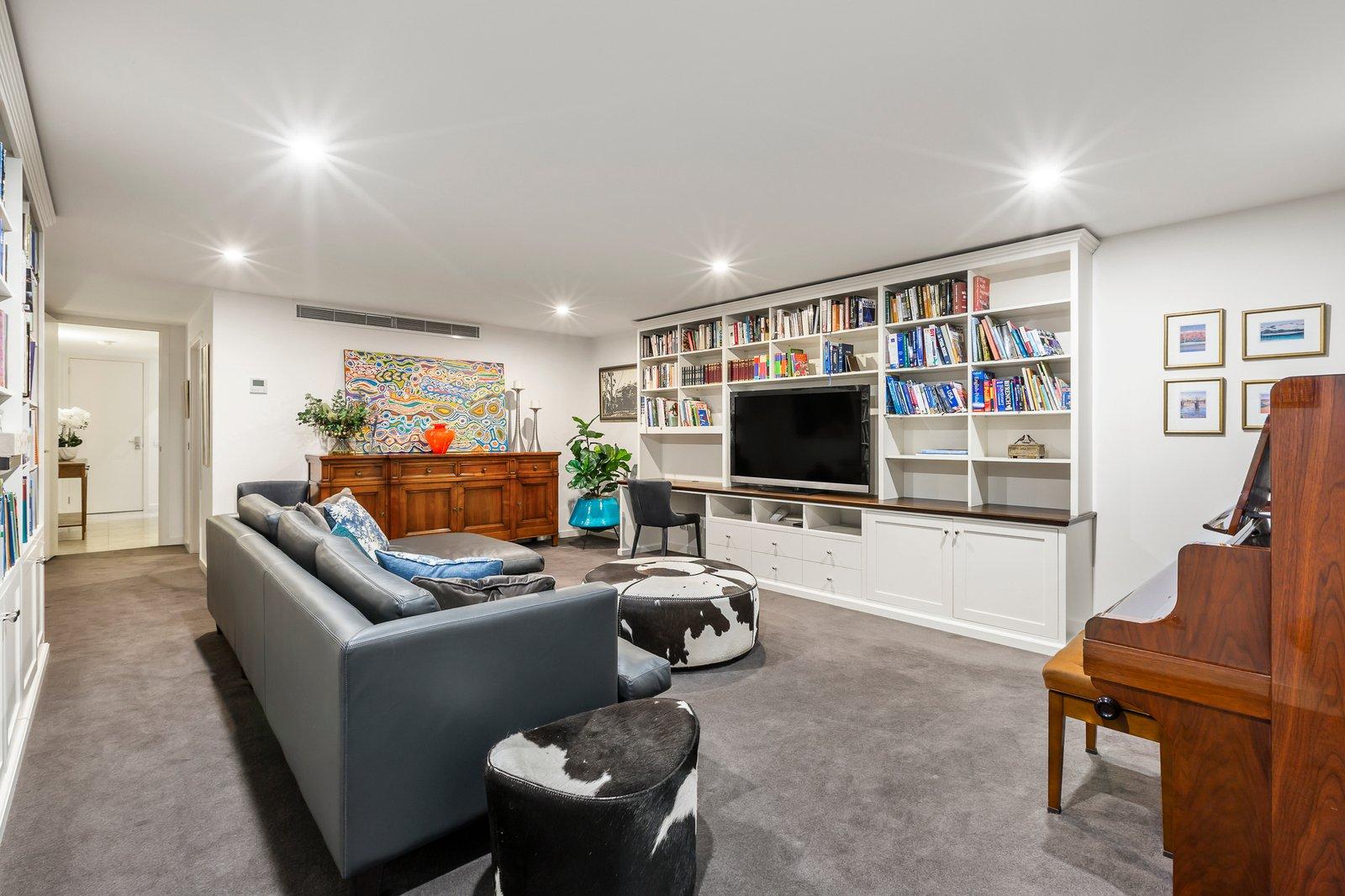 42 Bruce Street, Toorak, 3142