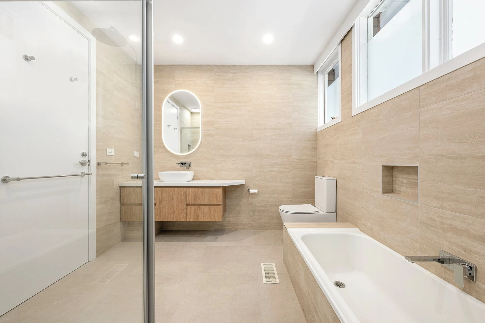 4/2 Haldane Street, Beaumaris, 3193