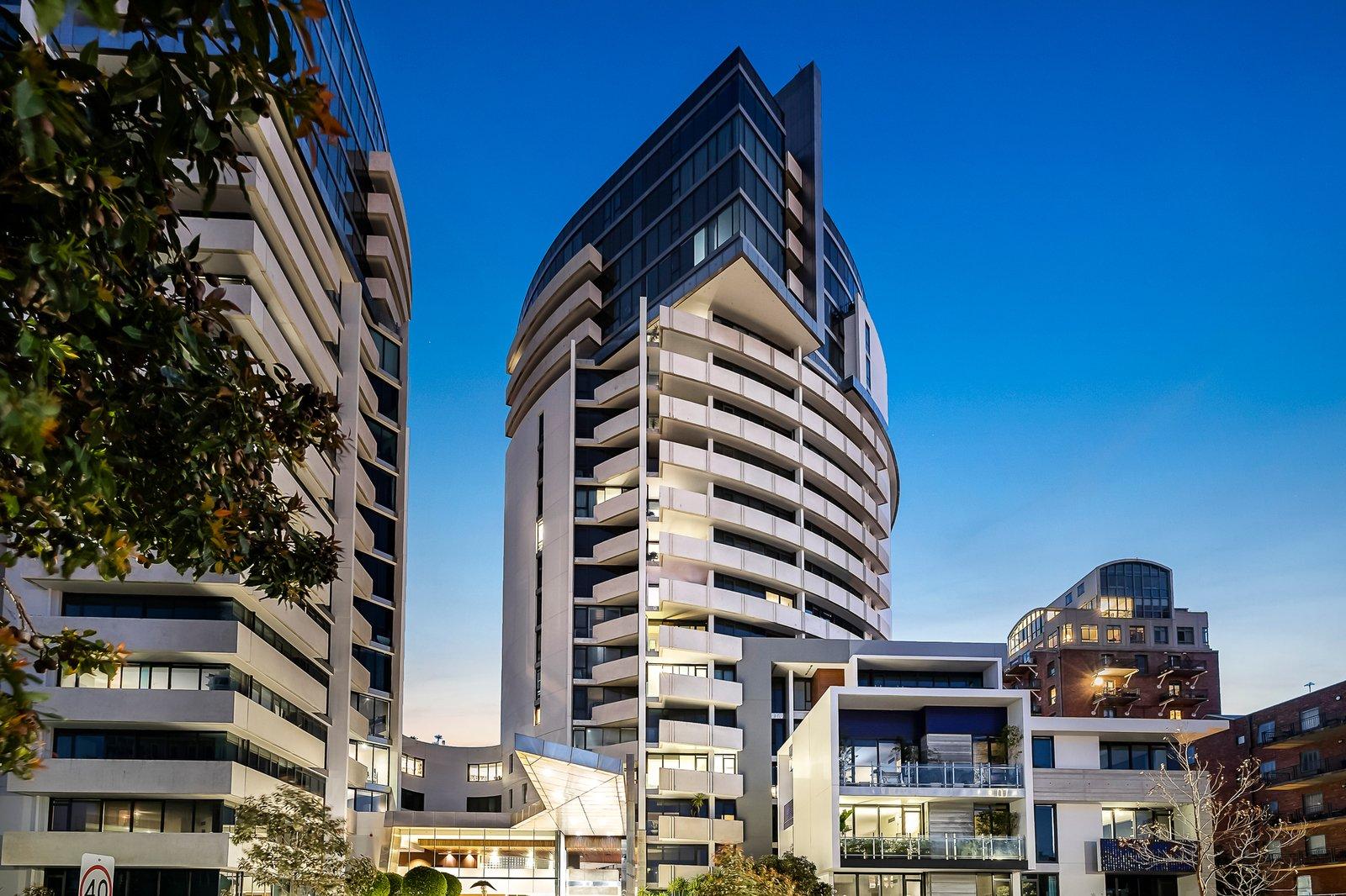 42/2 Esplanade West, Port Melbourne, 3207