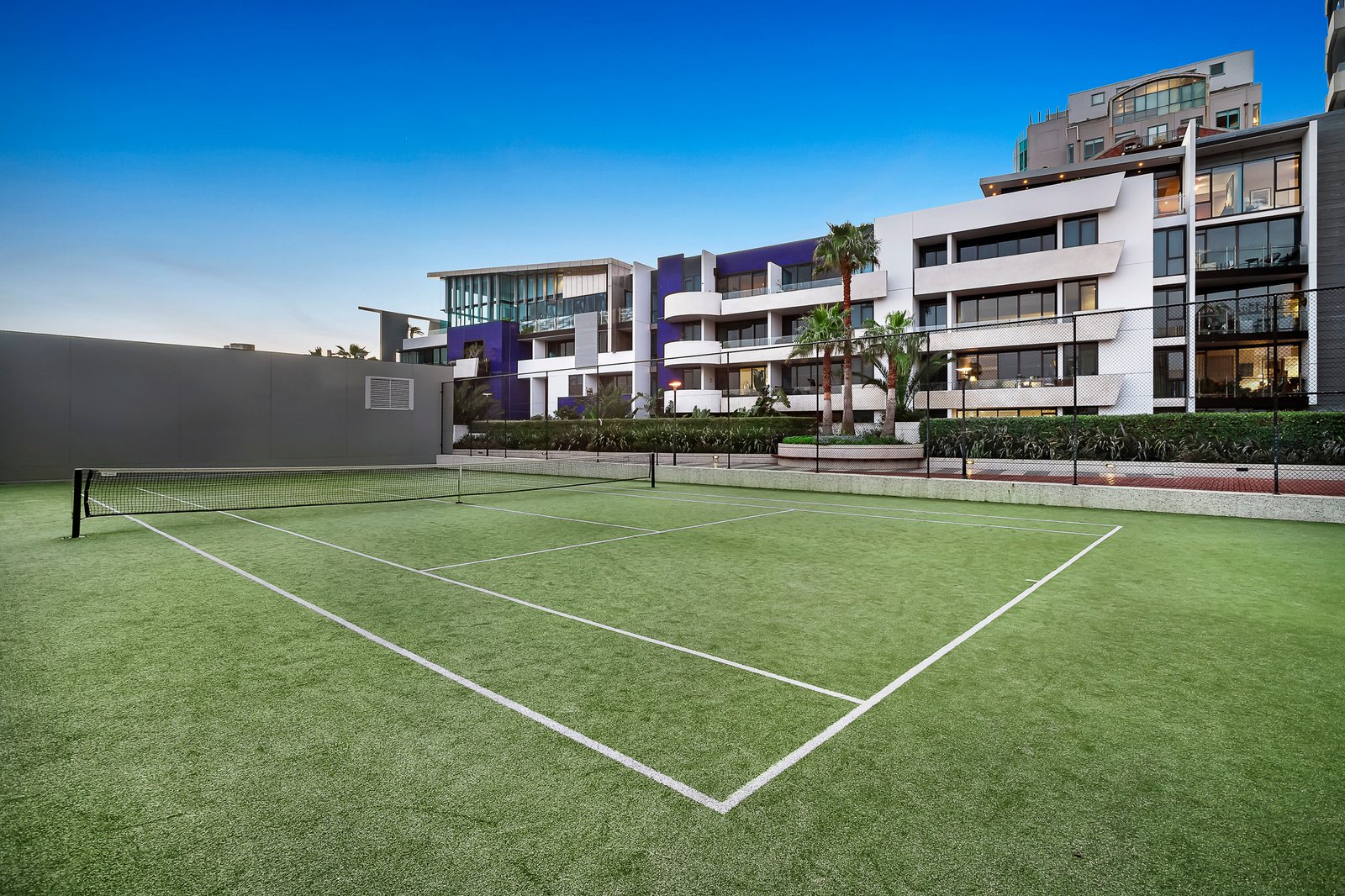 42/2 Esplanade West, Port Melbourne, 3207
