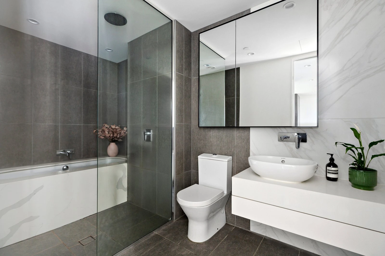 423/555 St Kilda Road, Melbourne, 3004