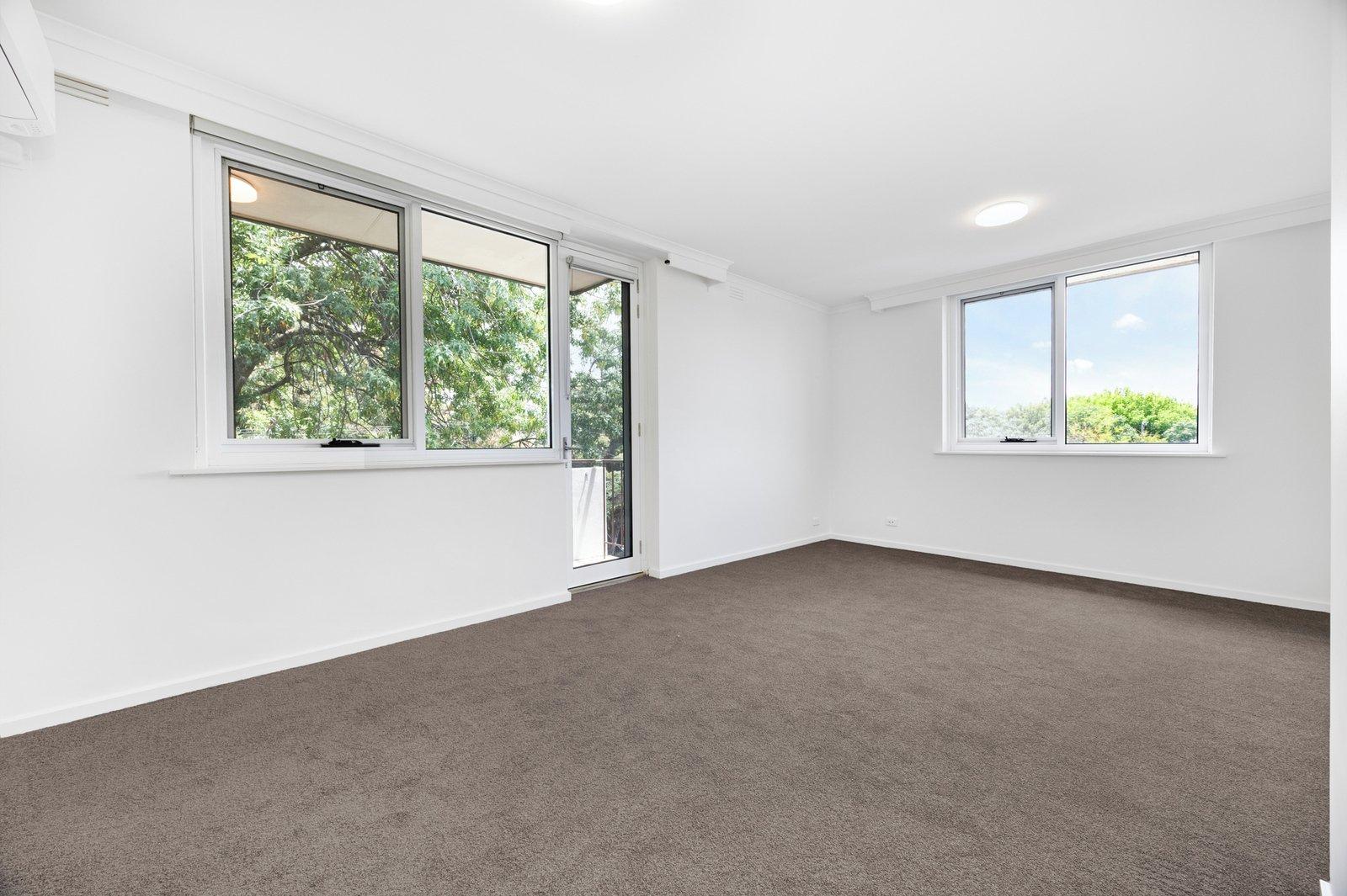 4/26 Loch Street, St Kilda West, 3182