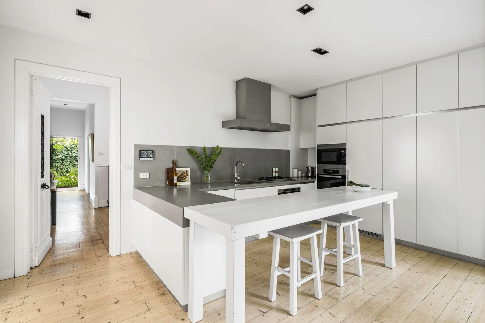 43 Aberdeen Road, Prahran, 3181