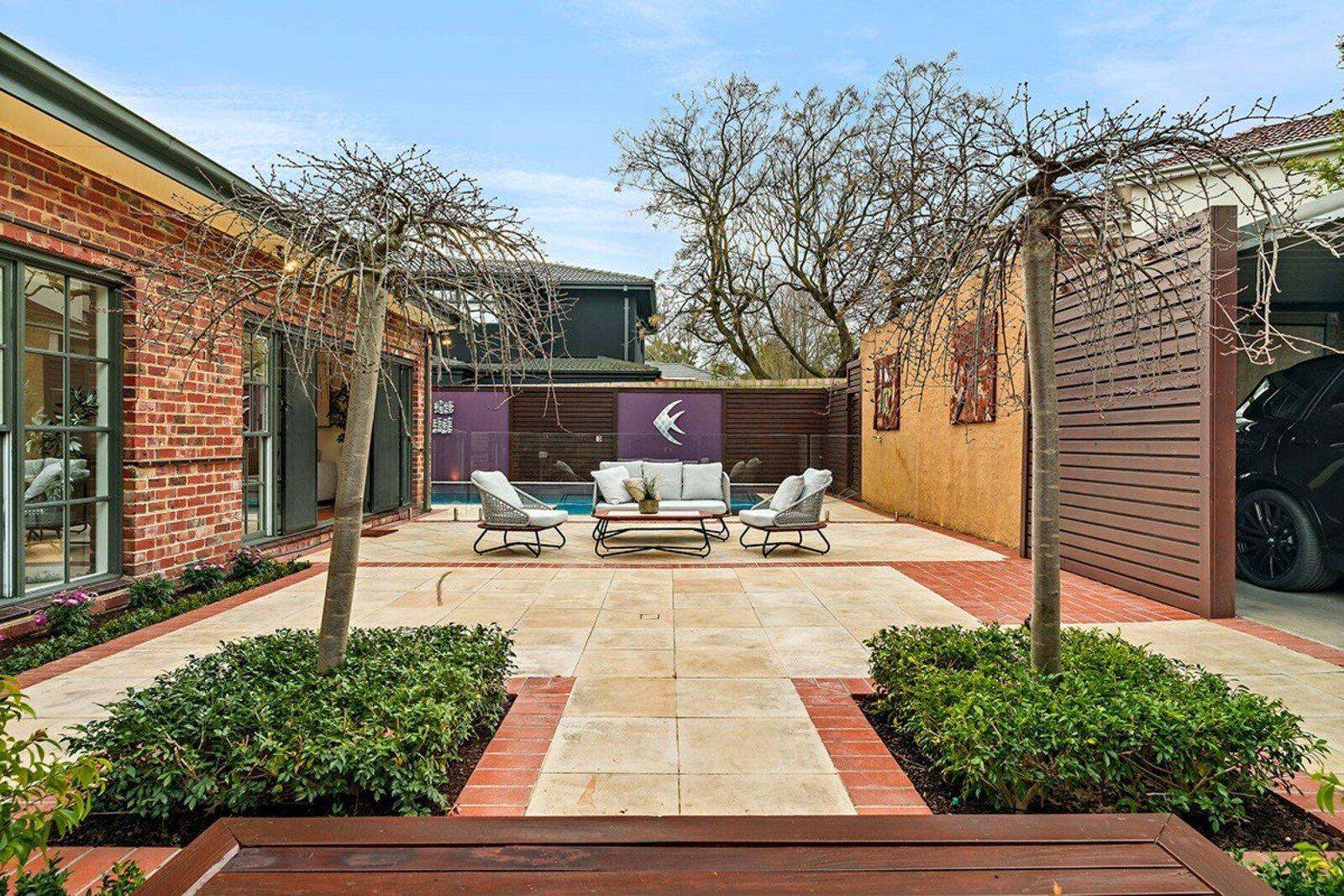 43 Albion Road, Glen Iris, 3146