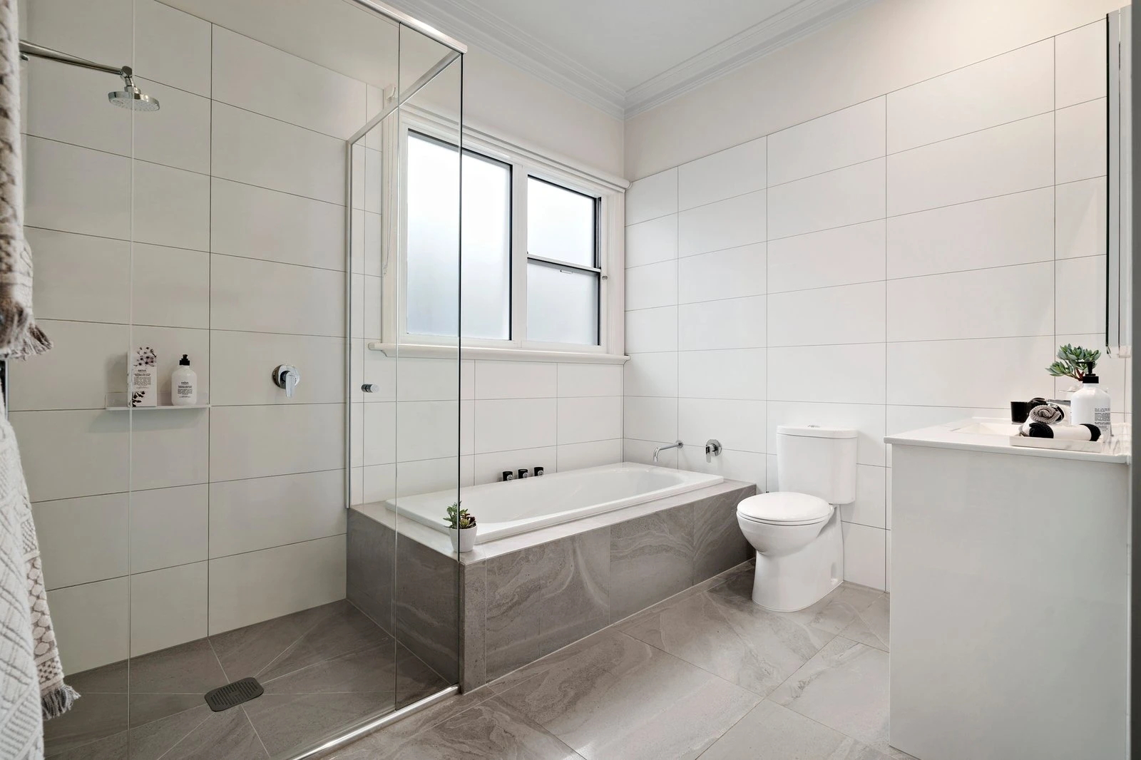 43 Doonkuna Avenue, Camberwell, 3124