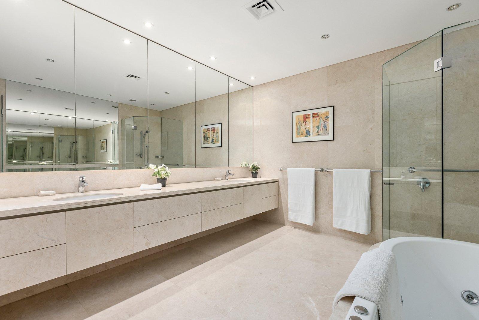 4/3 Washington Street, Toorak, 3142