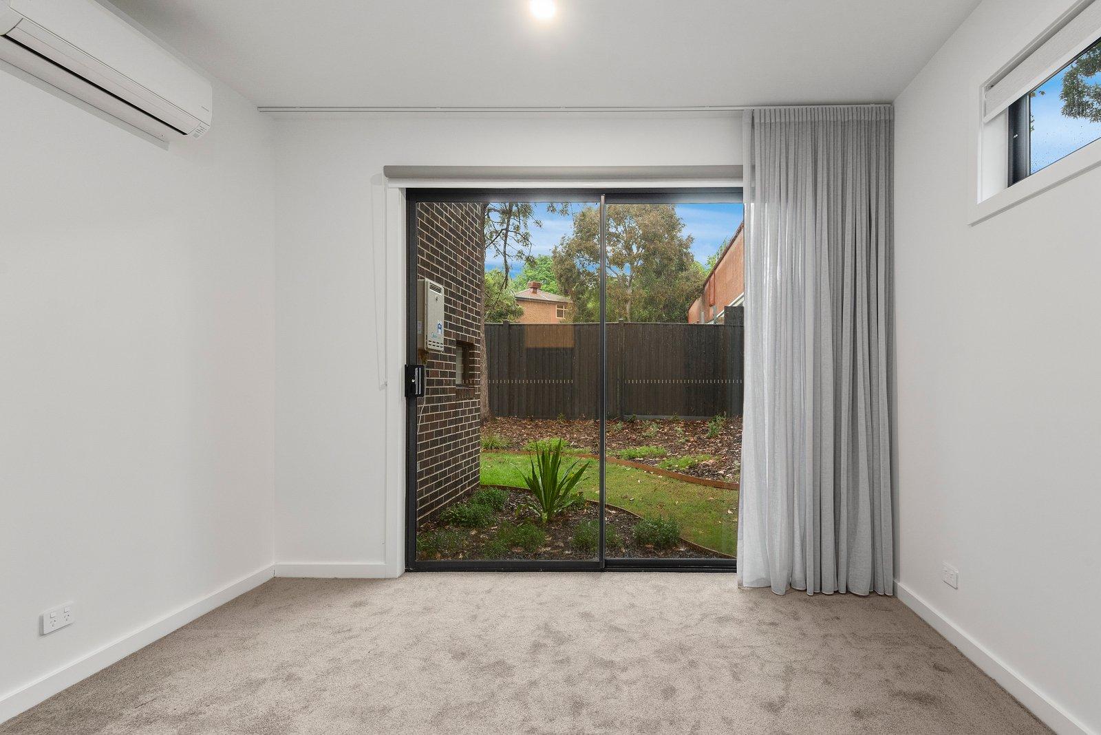 4/30 Relowe Crescent, Balwyn, Vic