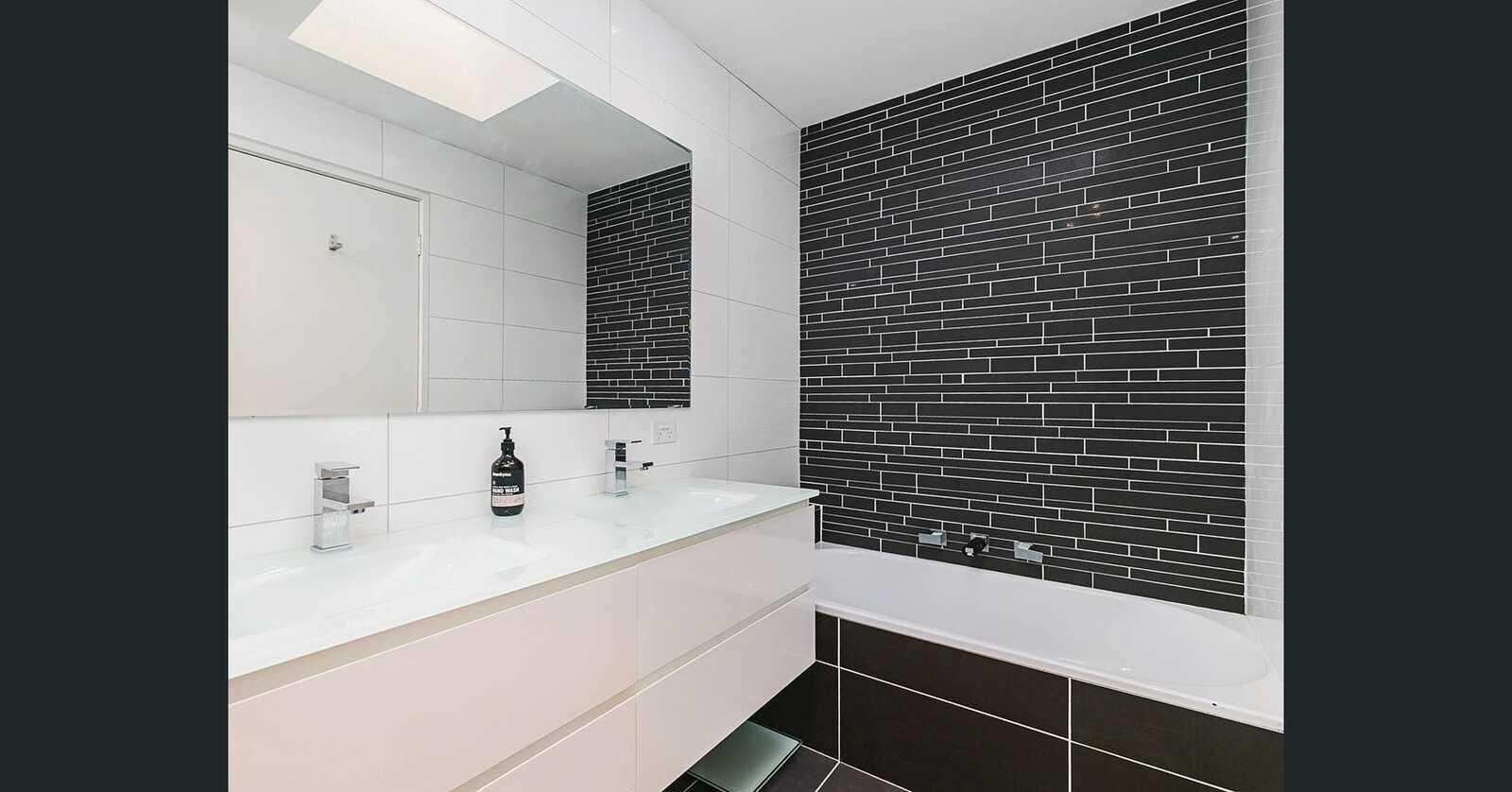4/391 Dandenong Road, Armadale, 3143
