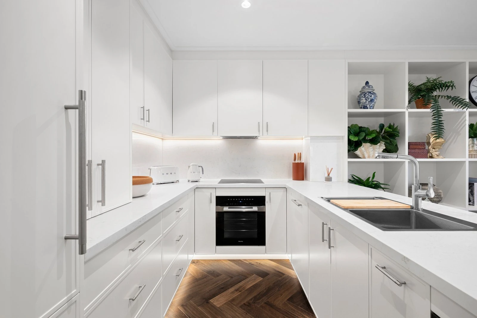 4/48 Esplanade West, Port Melbourne, 3207