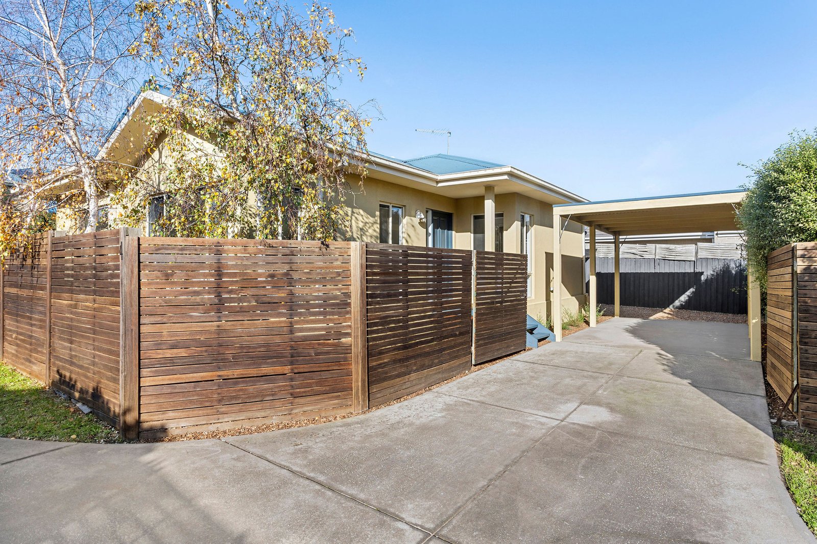 4/69 Herbert Street, Mornington, 3931