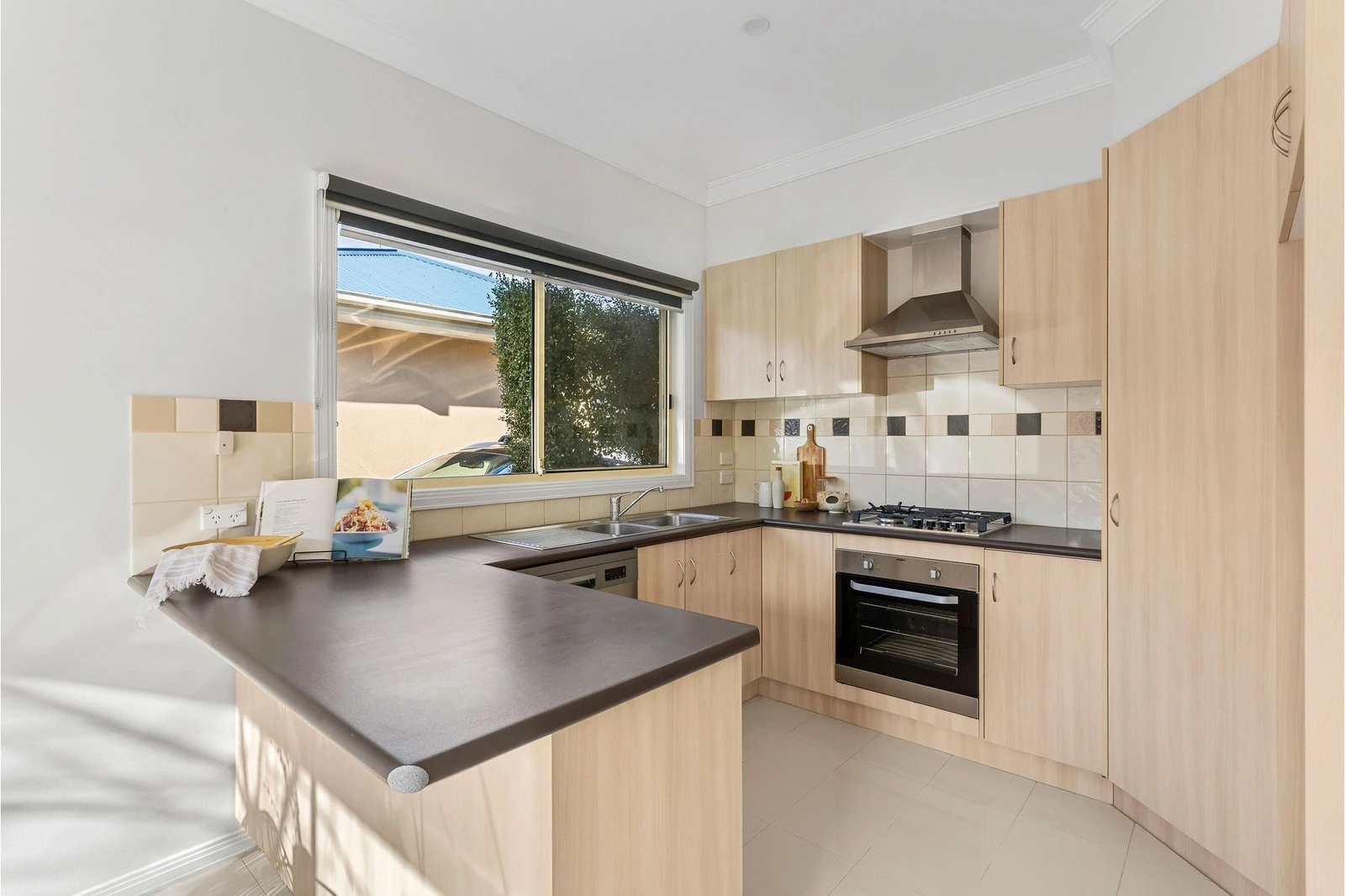 4/69 Herbert Street, Mornington, 3931