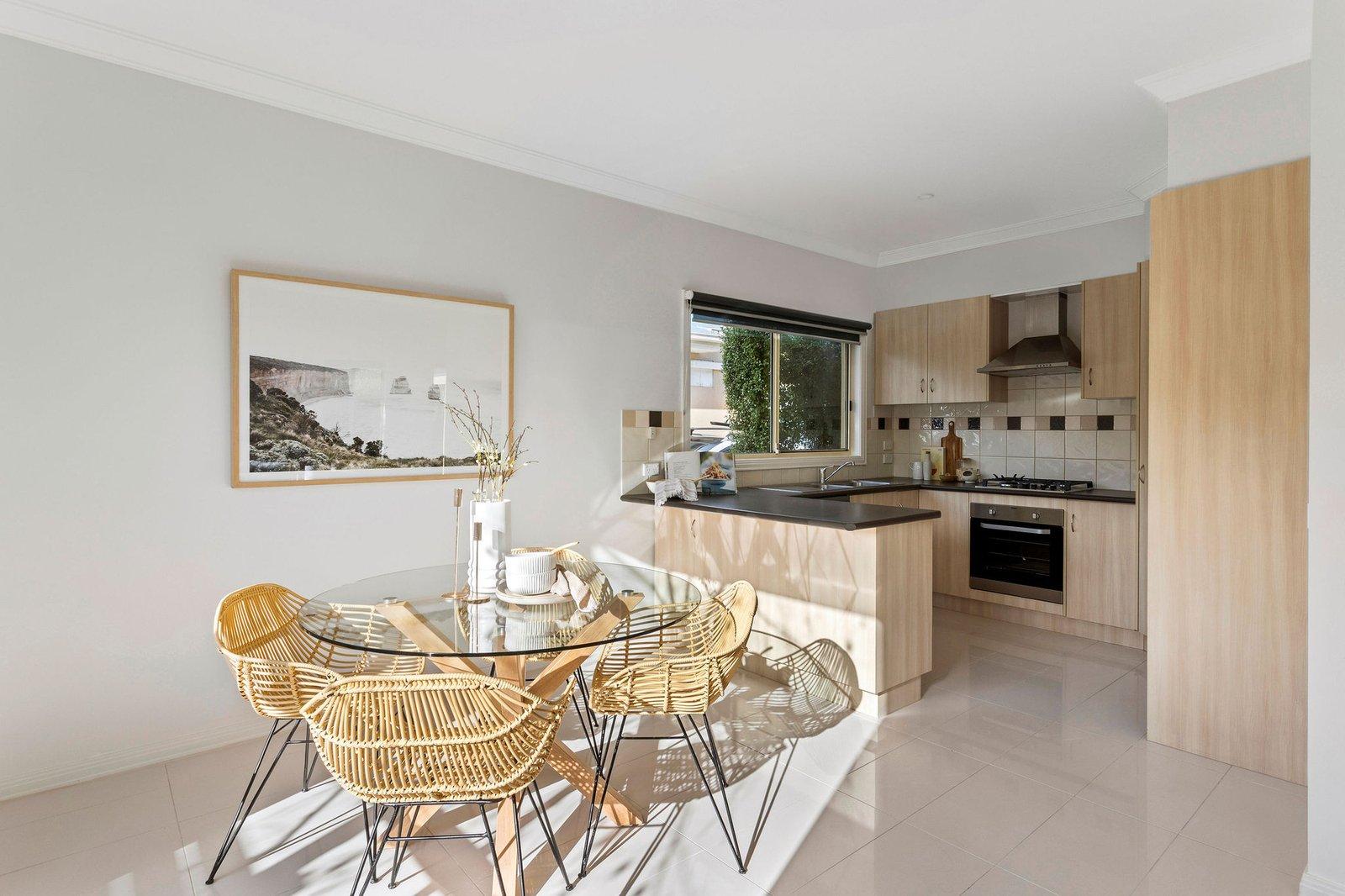 4/69 Herbert Street, Mornington, 3931