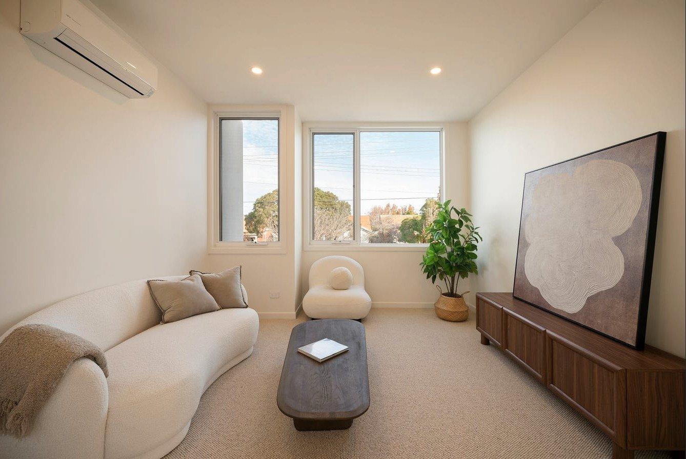 49 Kangaroo Road, Murrumbeena, 3163