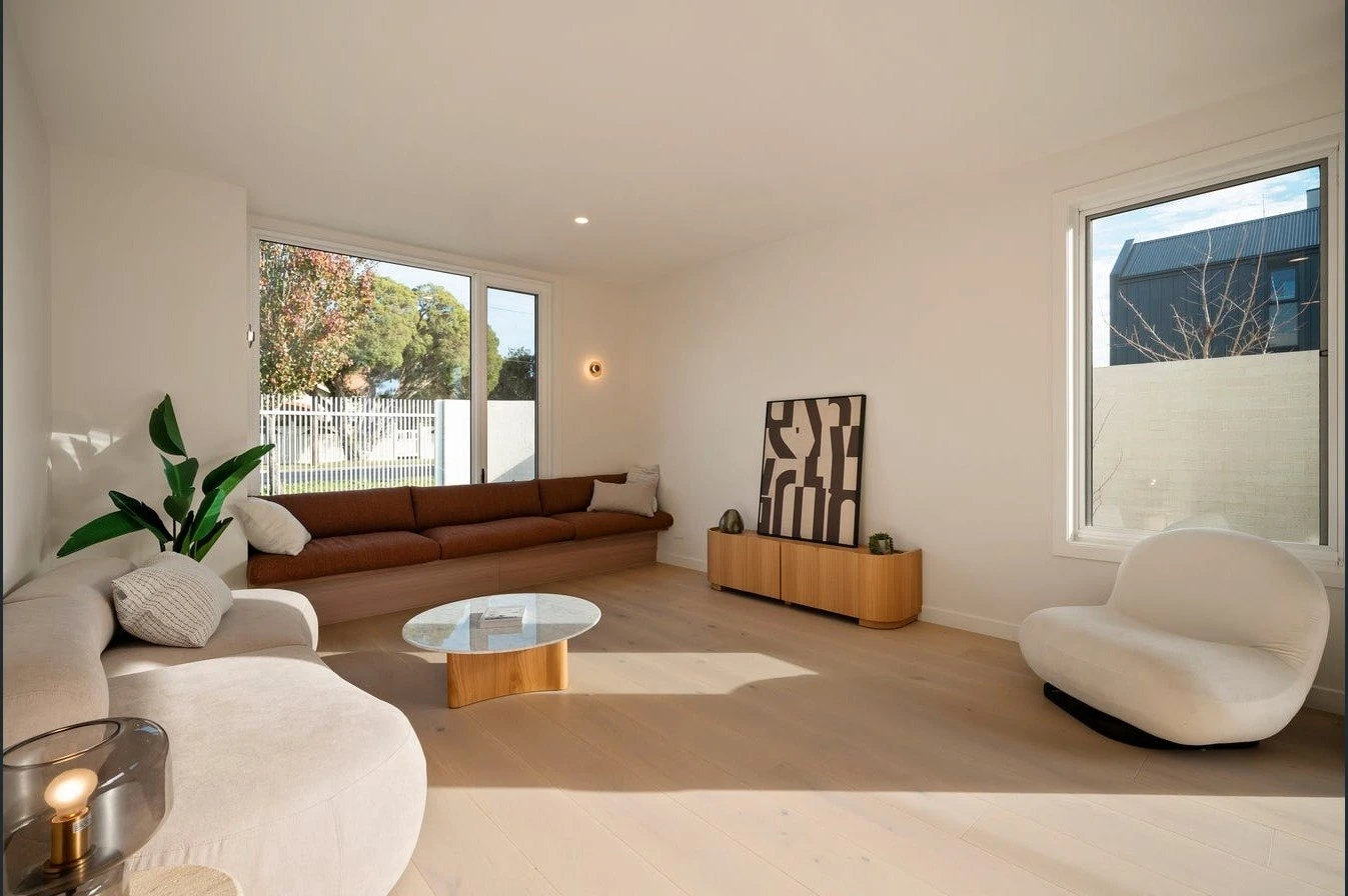 49 Kangaroo Road, Murrumbeena, 3163
