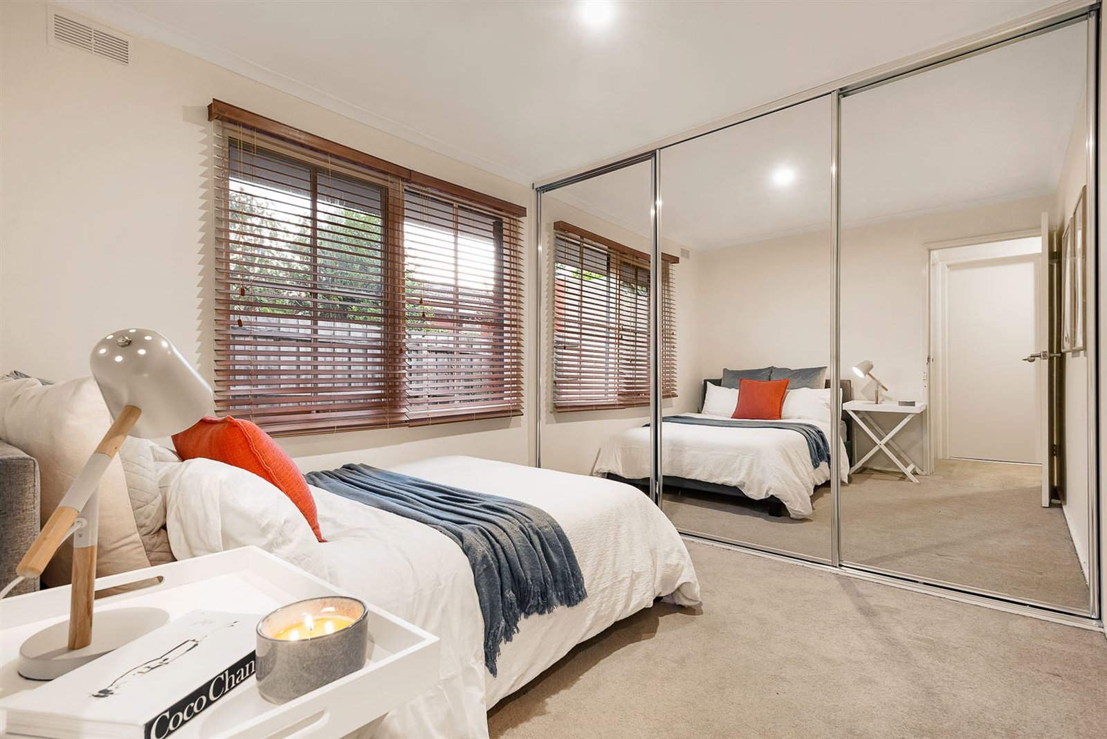 4/9 Middlesex Road, Surrey Hills, 3127