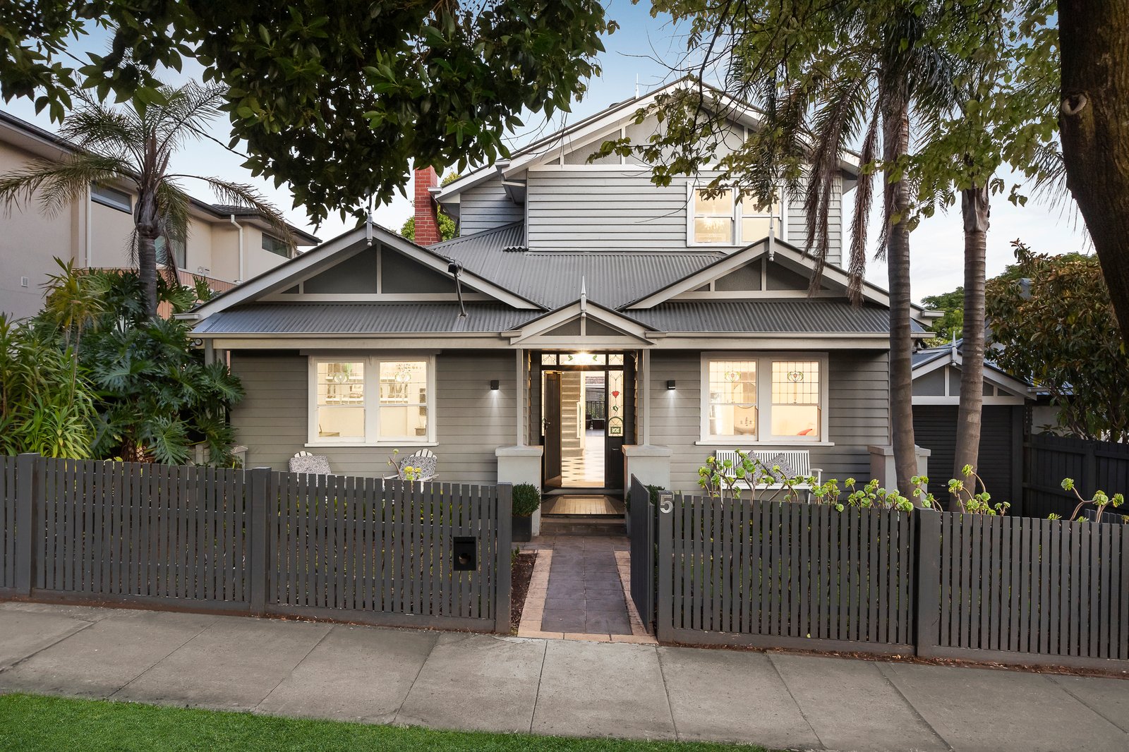 5 Clifton Grove, Hawthorn East, 3123