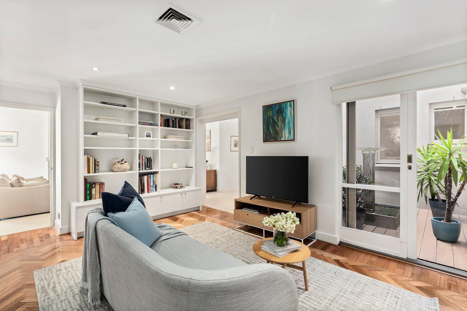 5 Ellesmore Court, Kew, 3101