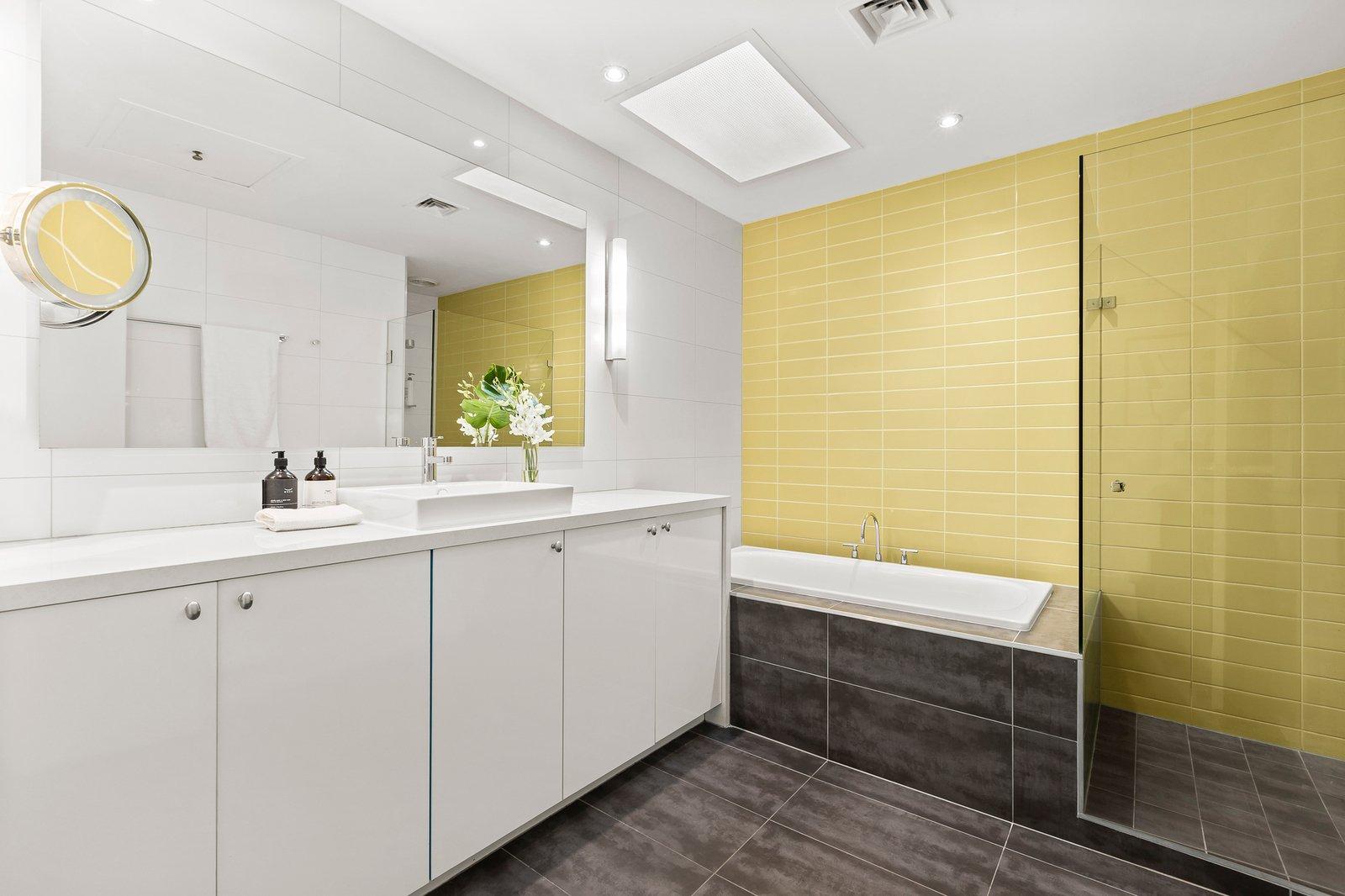 5 Ellesmore Court, Kew, 3101