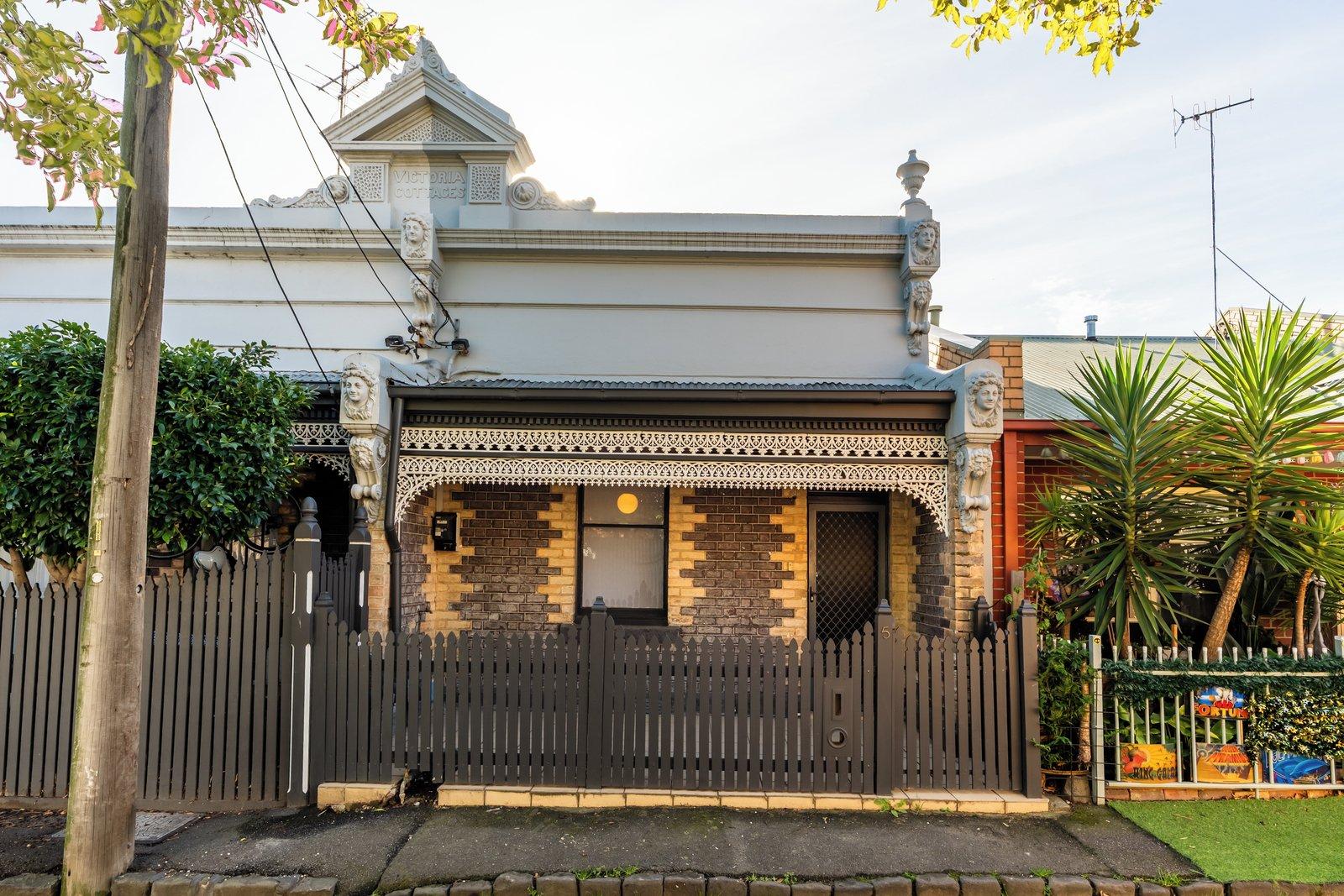 5 Gladstone Grove, South Melbourne, 3205