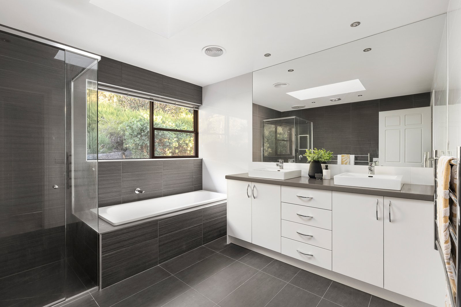 5 Yileen Court, Donvale, 3111