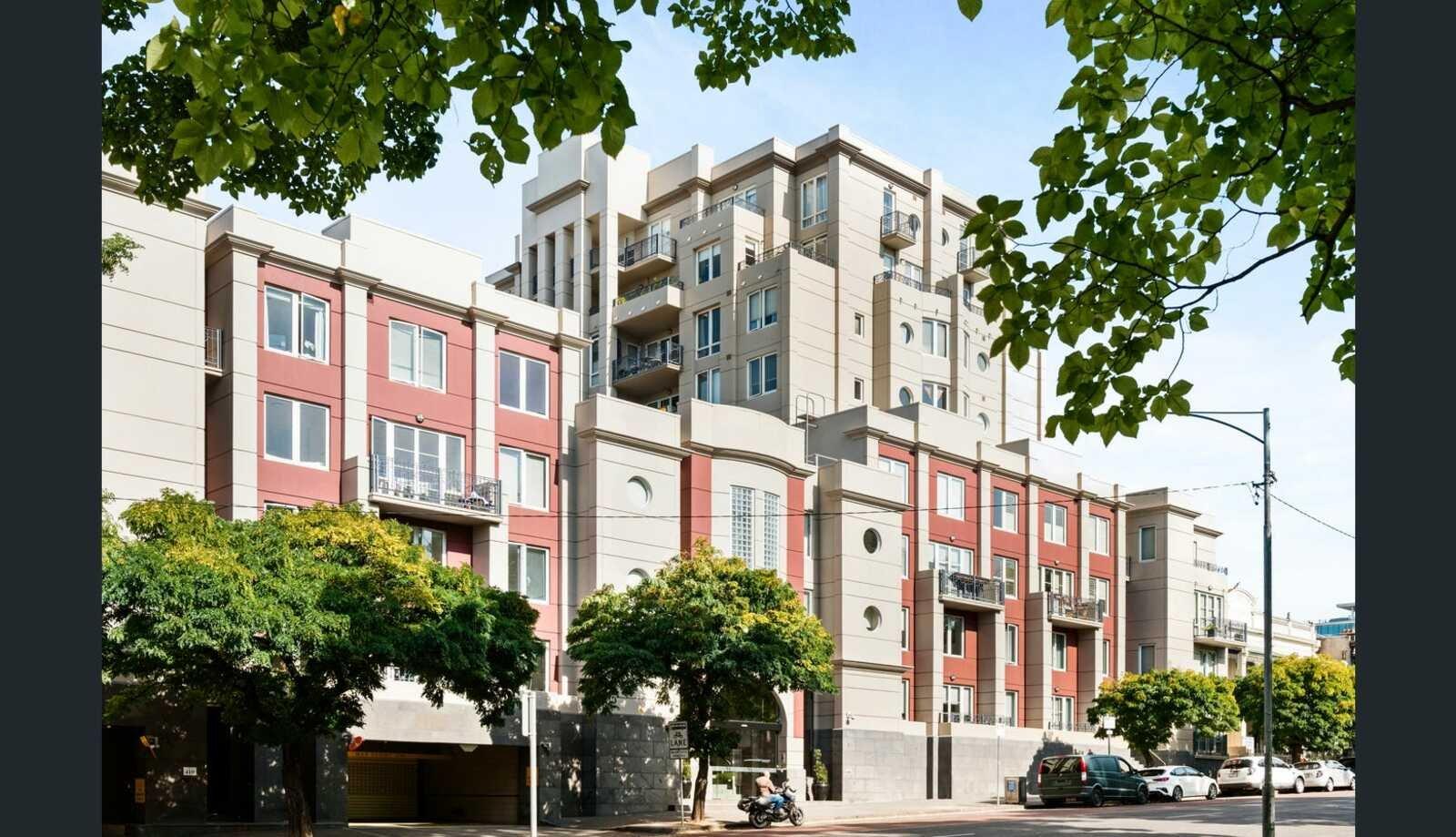 50/400 Victoria Parade, East Melbourne, 3002
