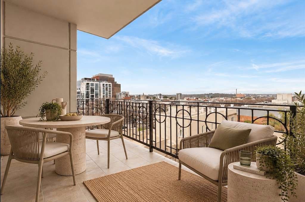 50/400 Victoria Parade, East Melbourne, 3002