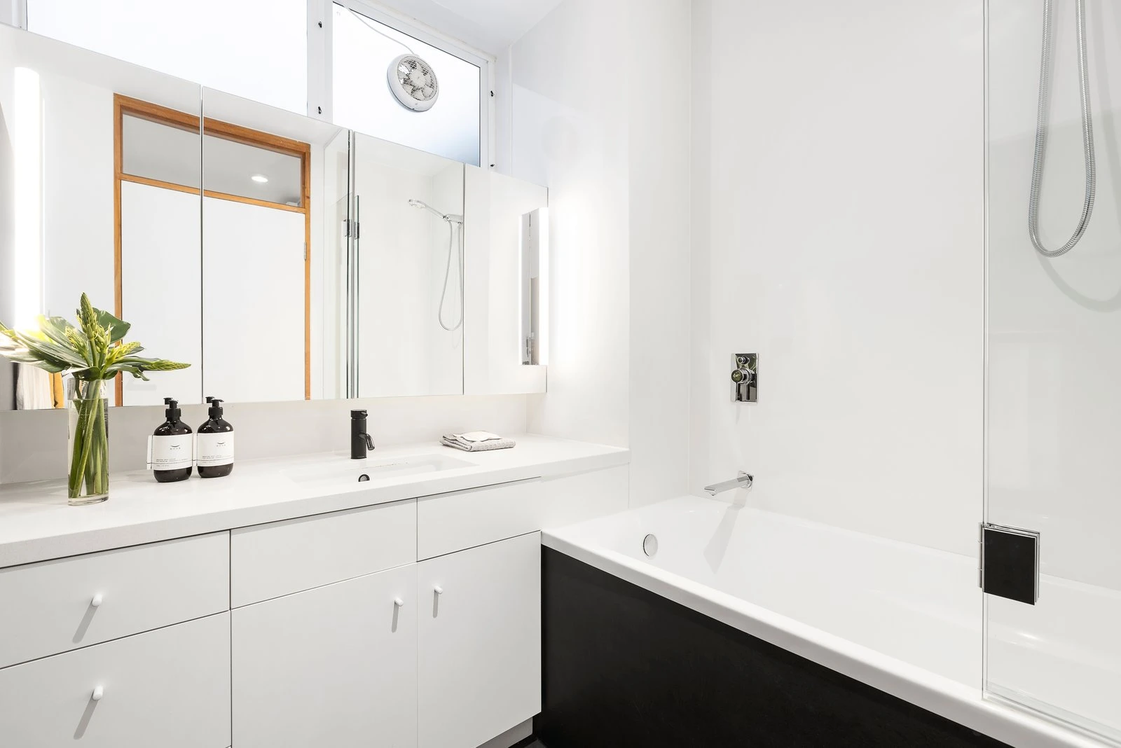 5/16 Woorigoleen Road, Toorak, 3142
