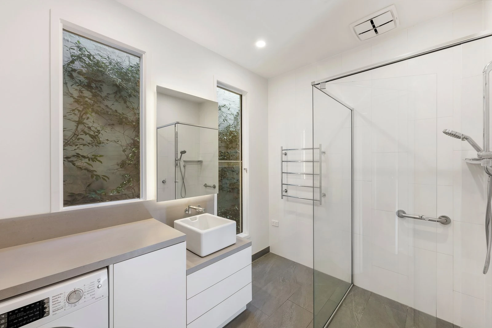 53 Bevan Street, Albert Park, 3206