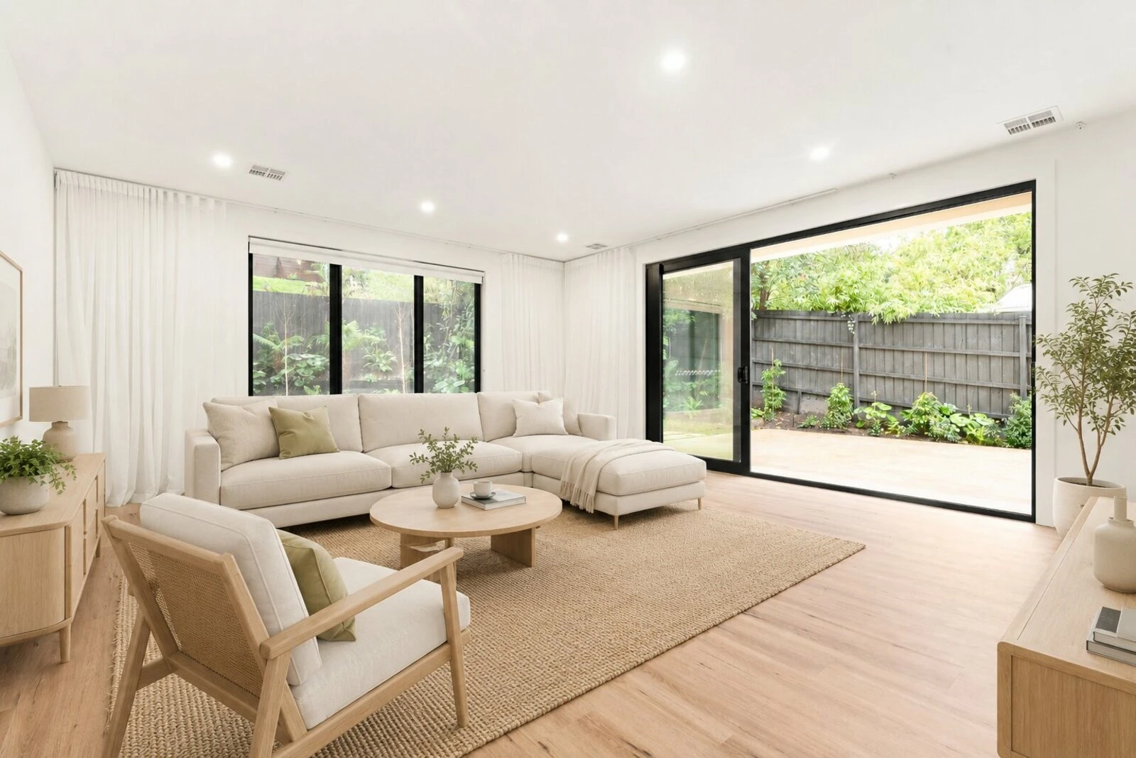 55 Great Valley Road, Glen Iris, 3146