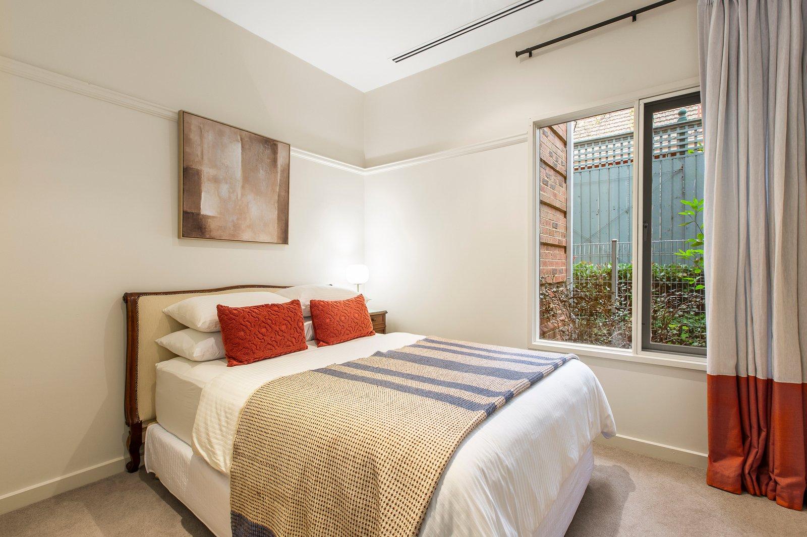 5/5 Woorigoleen Road, Toorak, 3142