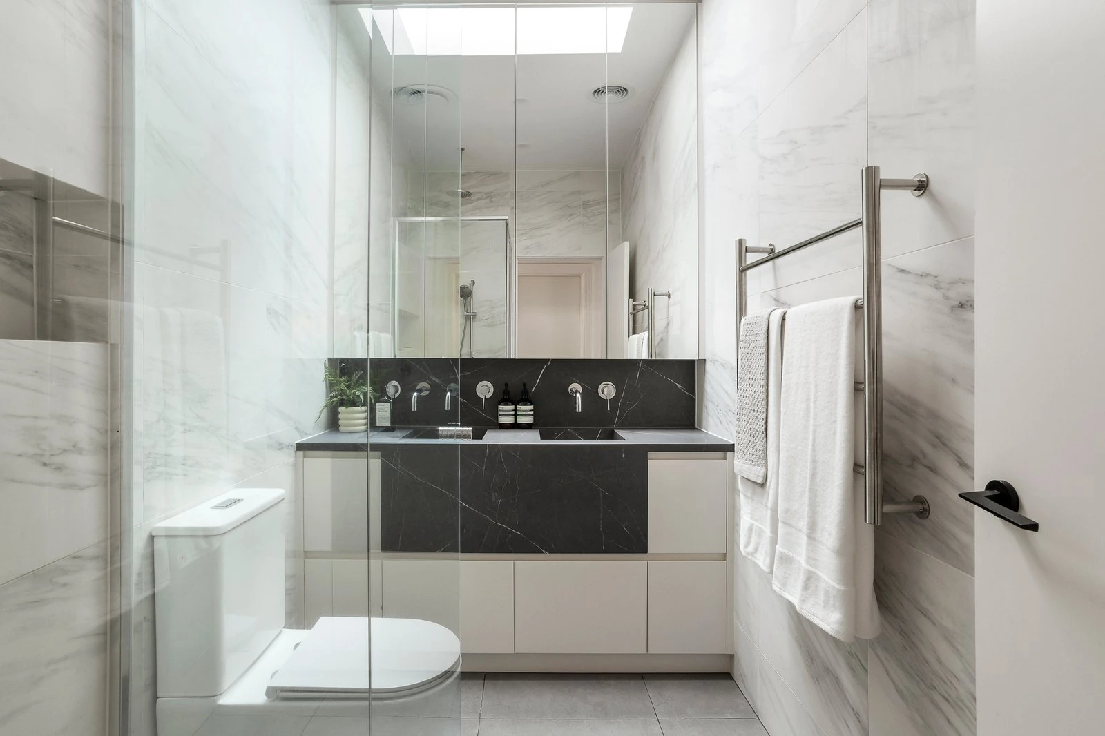 572 Camberwell Road, Camberwell, 3124