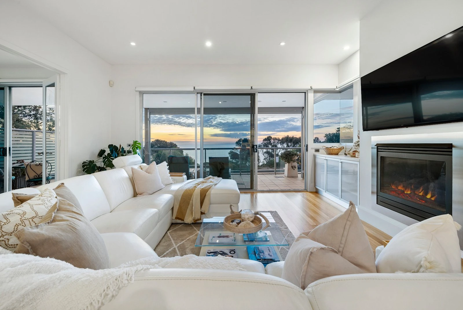 588 Esplanade, Mount Martha, 3934