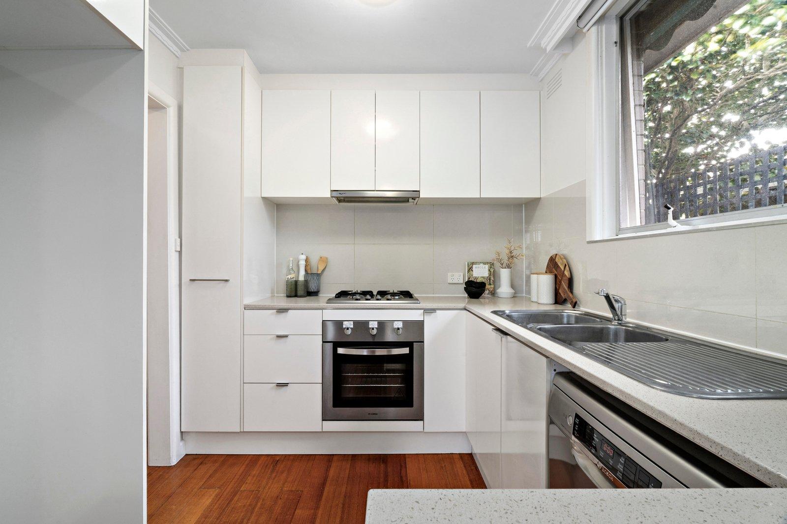 5A Barkly Street, Brighton, 3186
