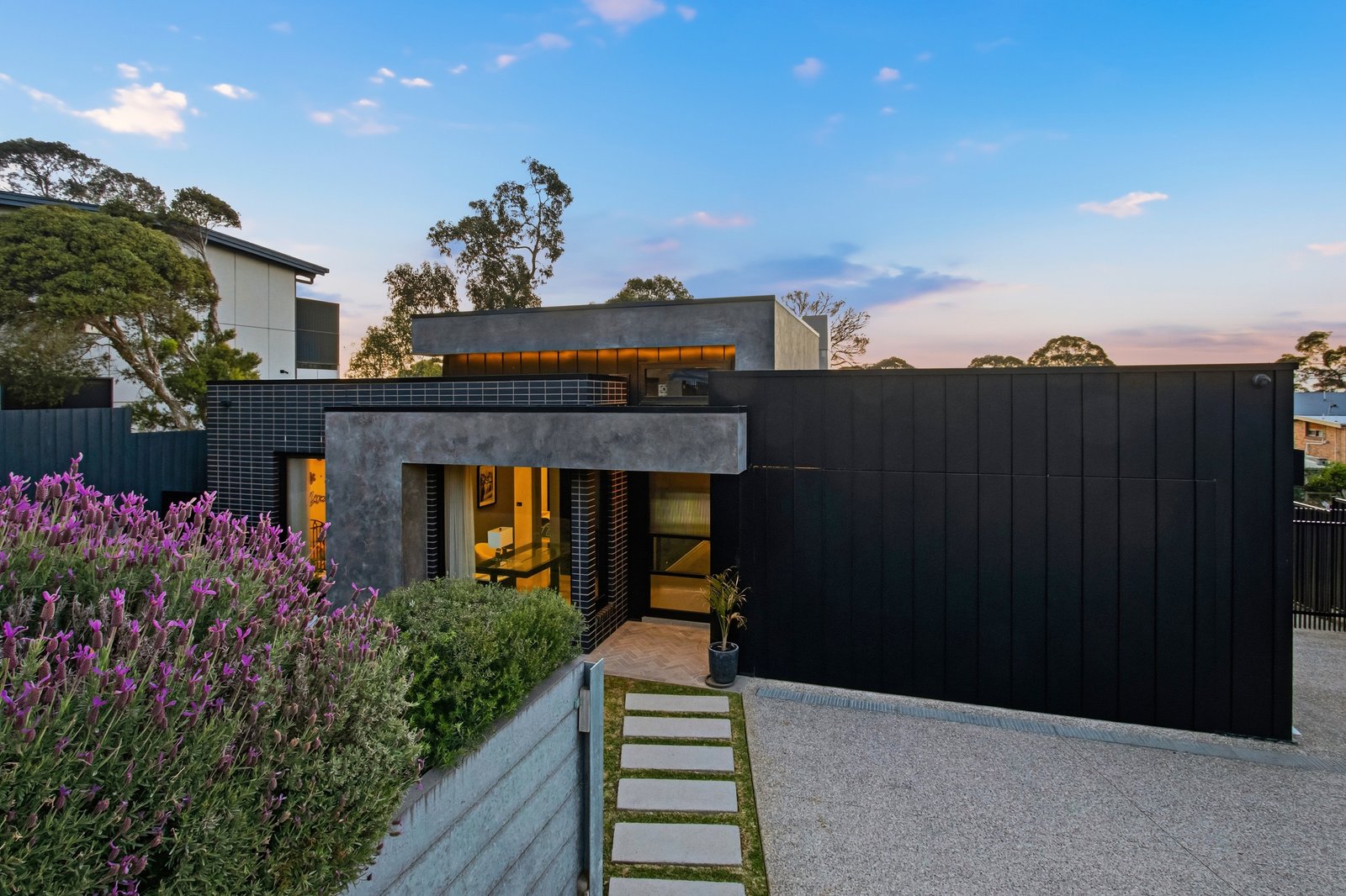 6 Austin Avenue, McCrae, 3938