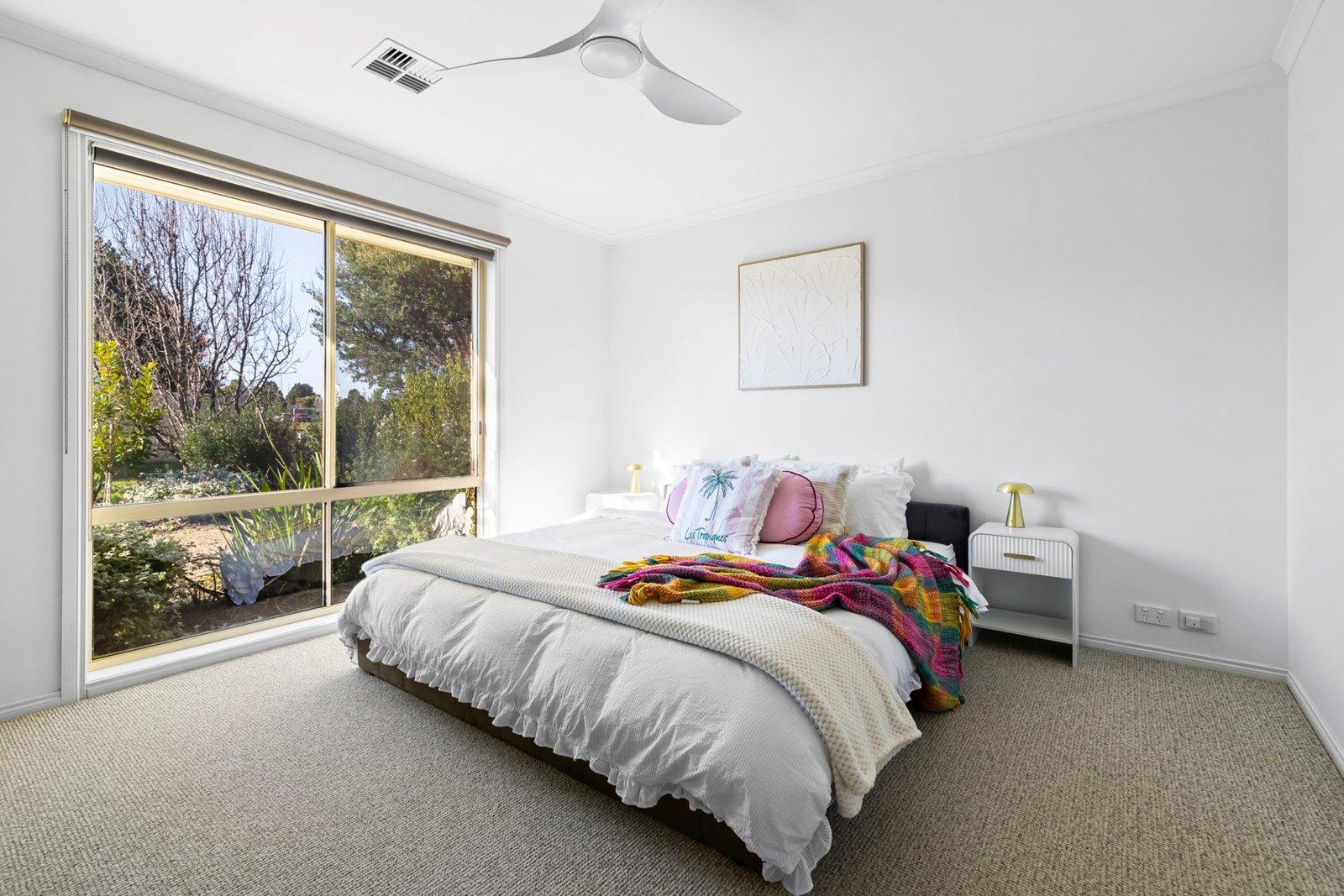 6 Bagshot Court, Mornington, 3931