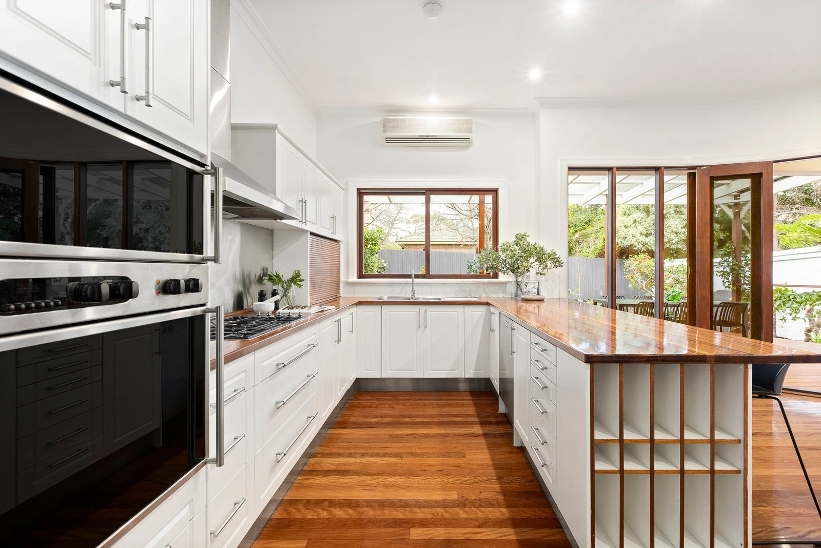6 Hortense Street, Glen Iris, 3146