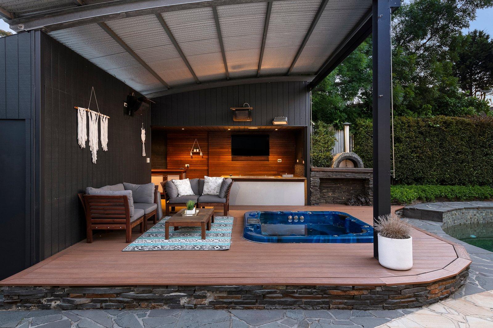 6 Iona Avenue, Brighton, 3186