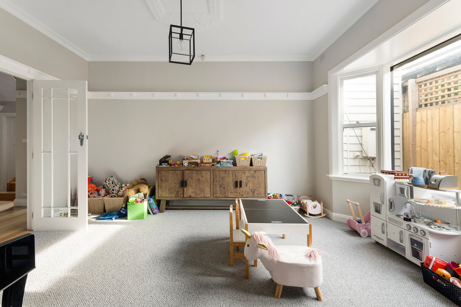 6 Iona Avenue, Brighton, 3186